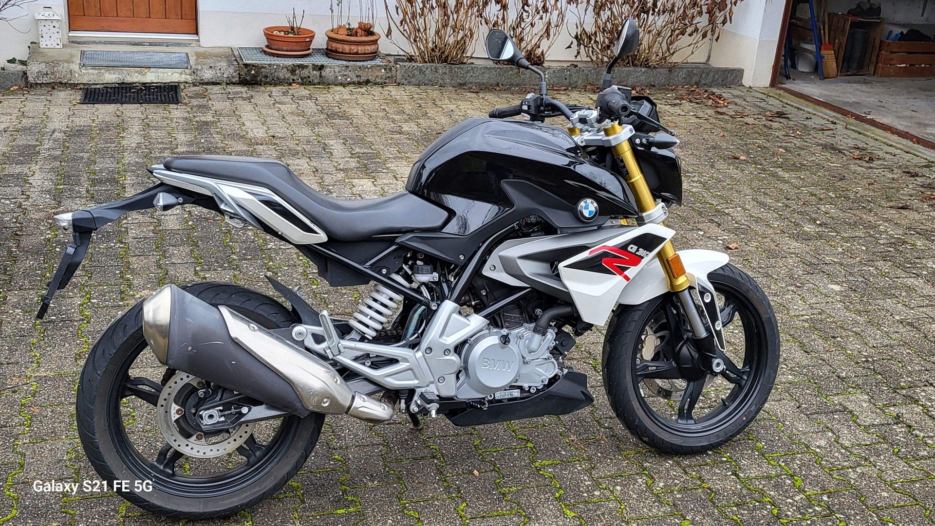 BMW G 310 R ABS-image-0