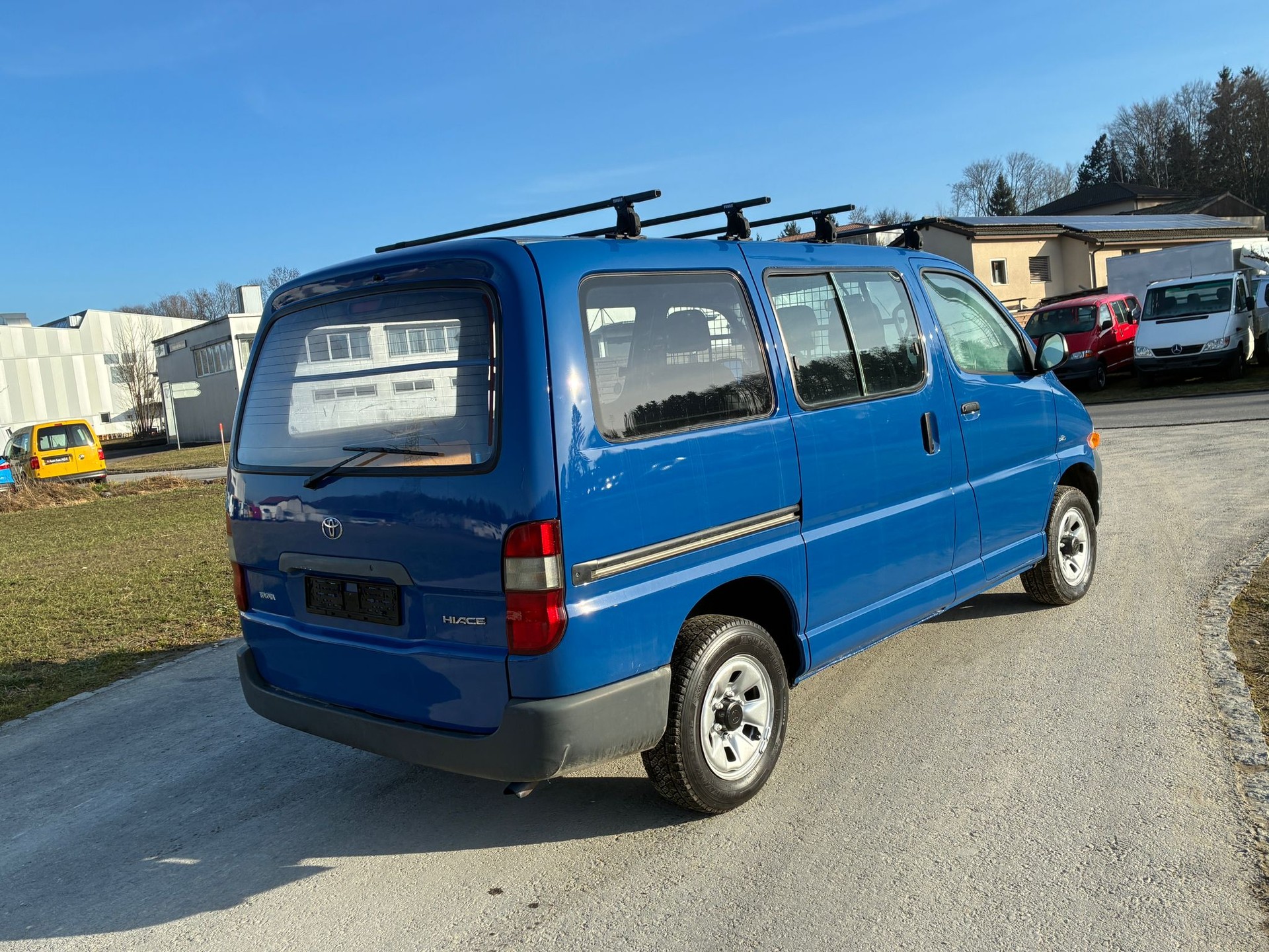TOYOTA Hiace D-4D 4WD Kombi-image-5