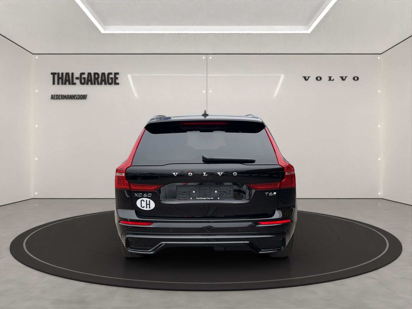 VOLVO XC60 2.0 T6 TE Plus Dark eAWD-showroom-element-3