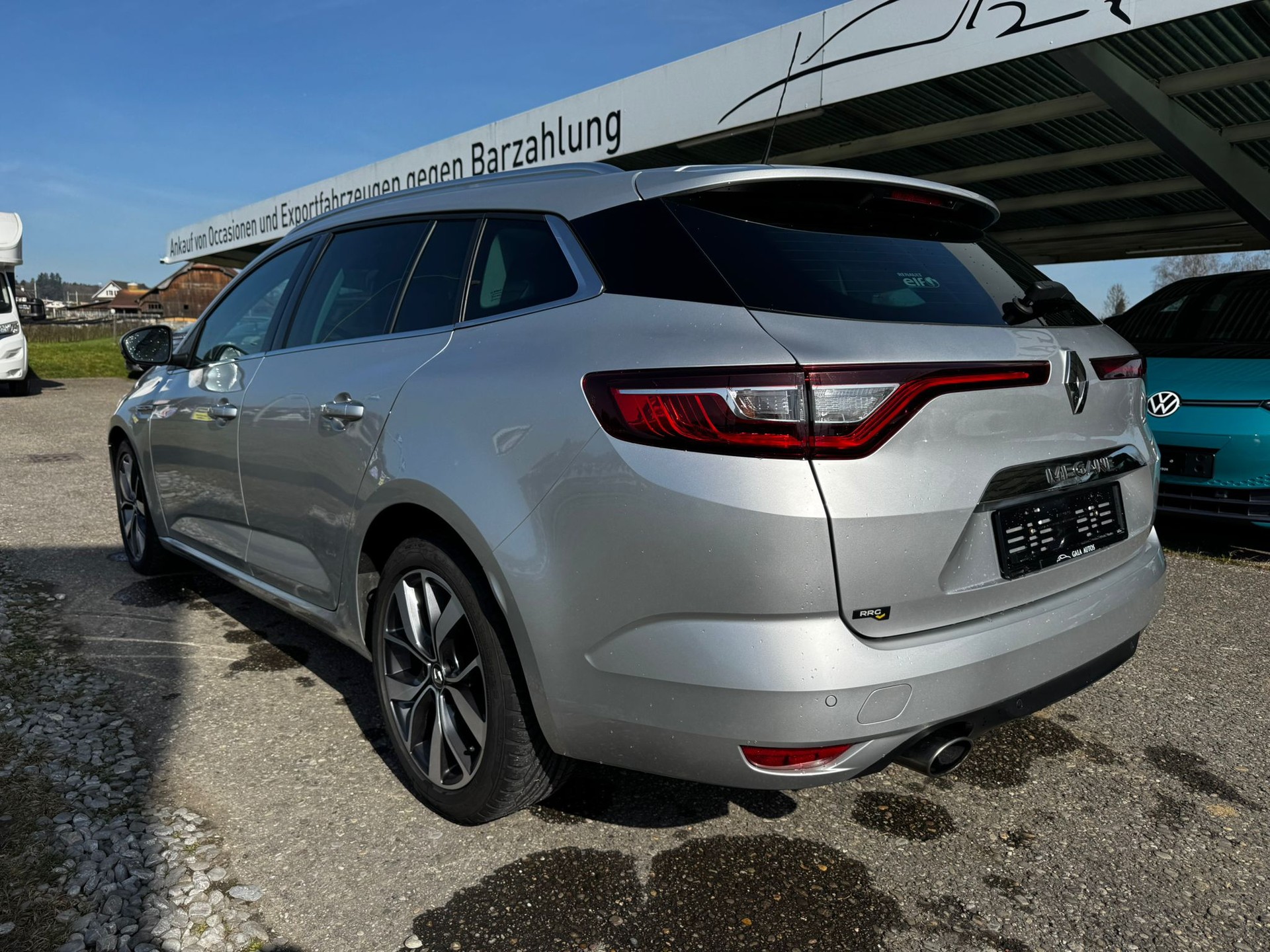 RENAULT Mégane Grandtour 1.2 16V Turbo Zen EDC-image-6