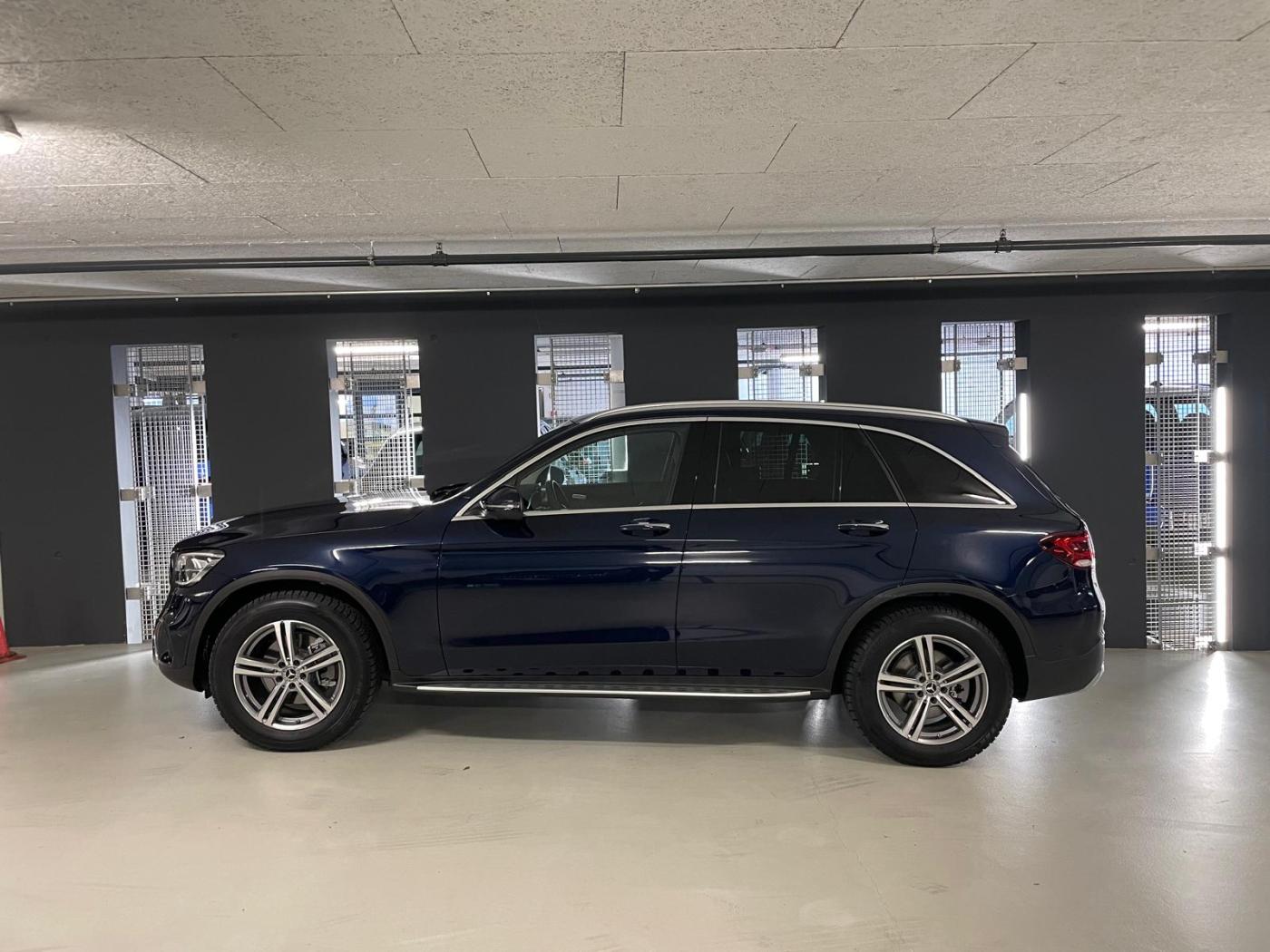 MERCEDES-BENZ GLC 200 4Matic 9G-Tronic-showroom-element-1