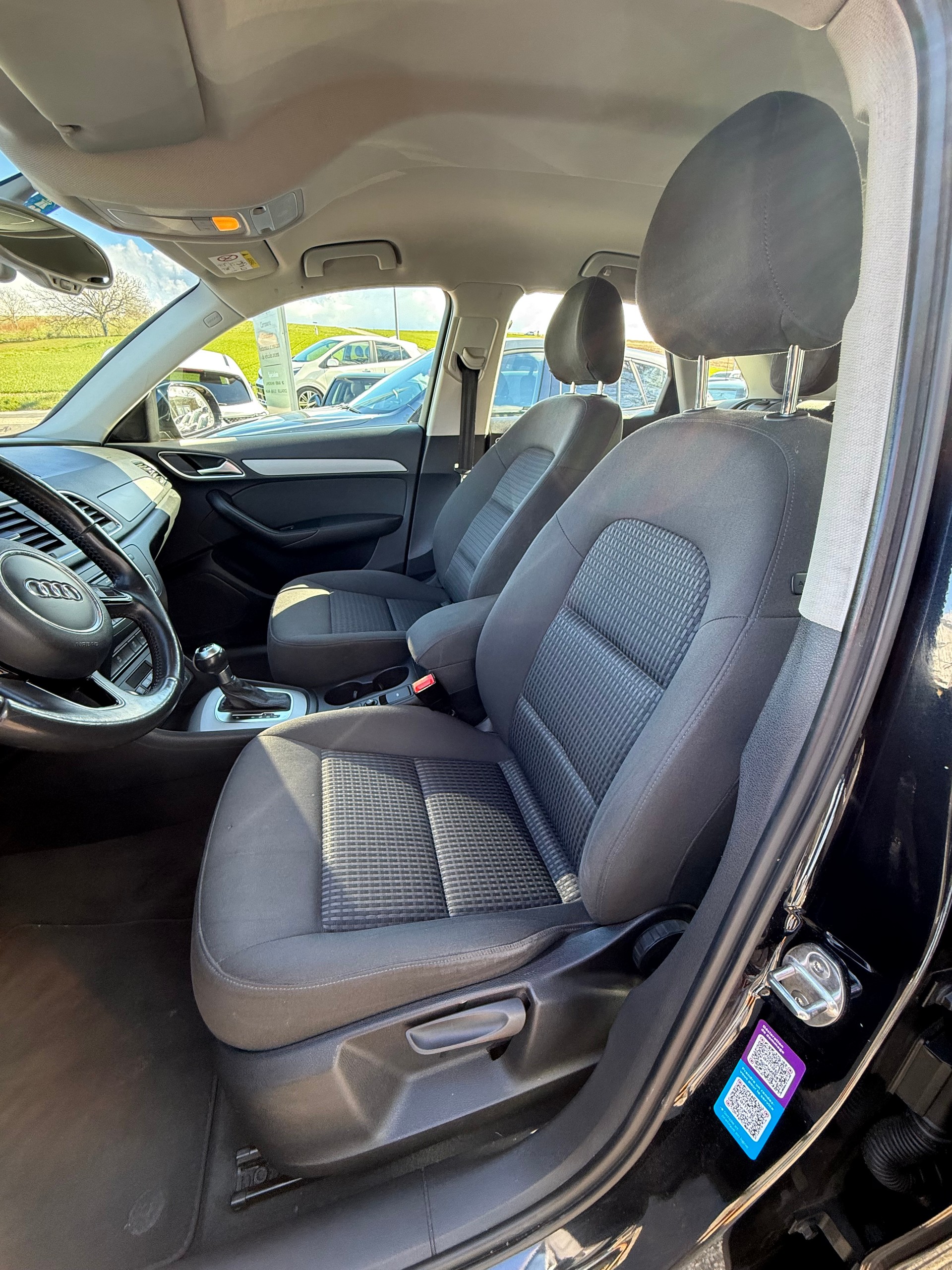AUDI Q3 1.4 TFSI S-tronic-showroom-element-3