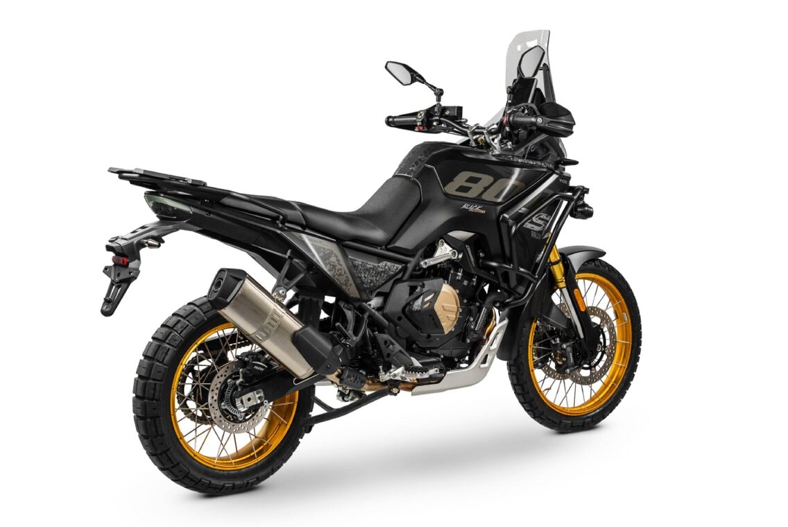 VOGE 800 DS RALLY BLACK-image-1