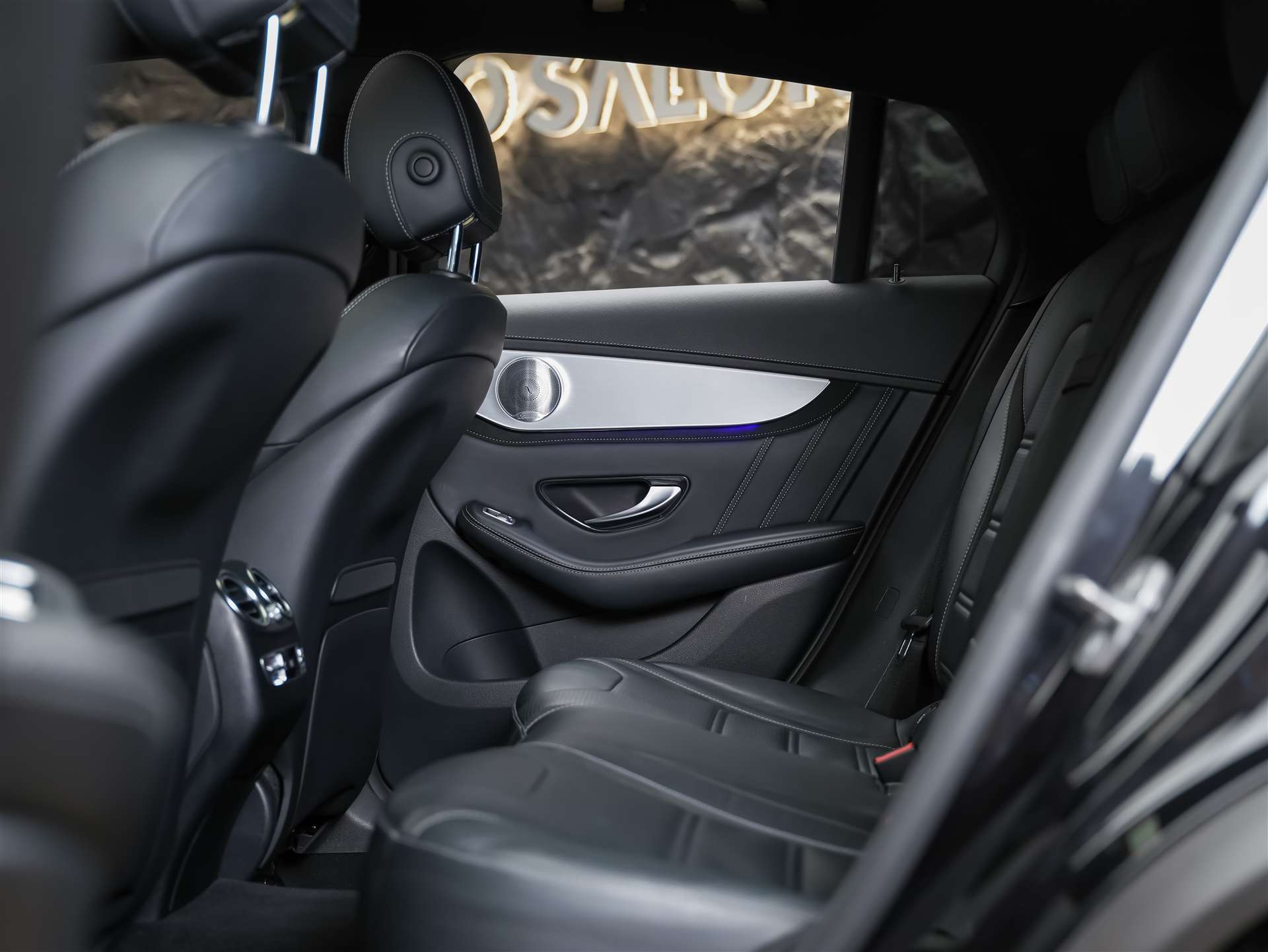 MERCEDES-BENZ GLC Coupé 63 S AMG 4Matic 9G-Tronic *Panorama*Sitzlüftung*Head up Display*-image-13
