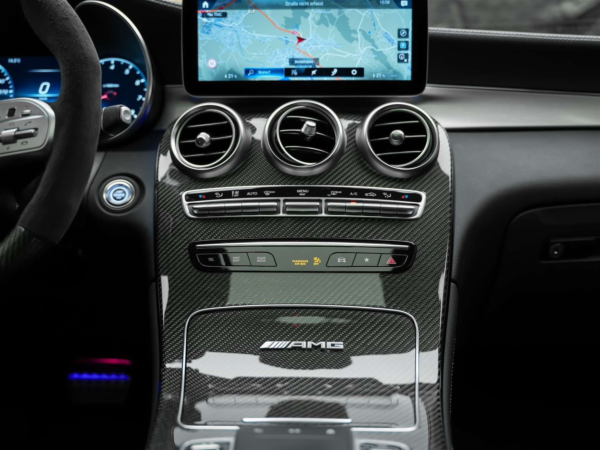 MERCEDES-BENZ GLC Coupé 63 S AMG 4Matic 9G-Tronic *Panorama*Sitzlüftung*Head up Display*-image-22