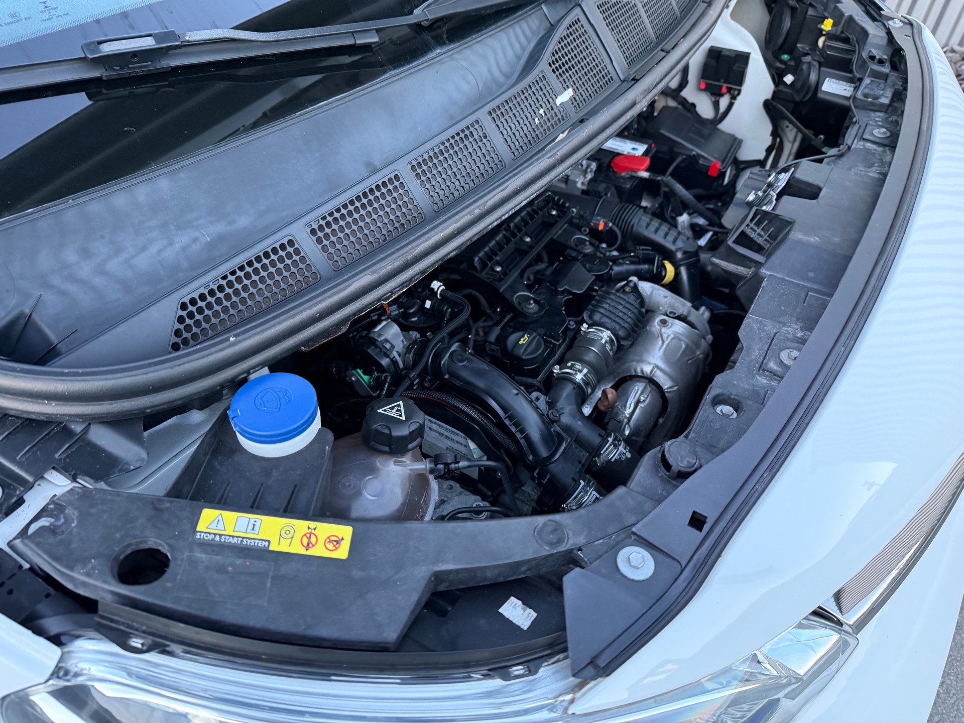 TOYOTA 1.6 TURBO DIESEL PROACE 1..6— 6. PLACES — CROCHET 2000 kg-image-27