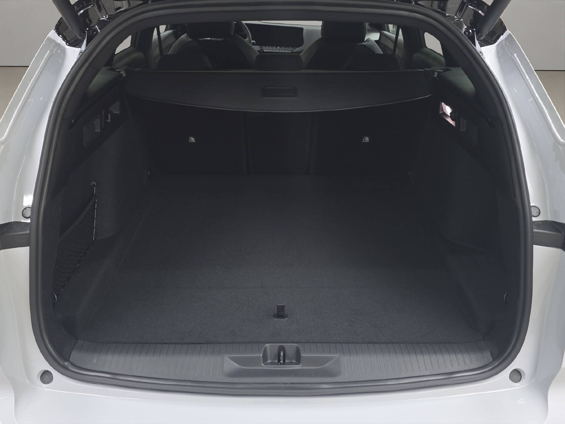 OPEL Astra-e Sports Tourer Ultimate-image-11