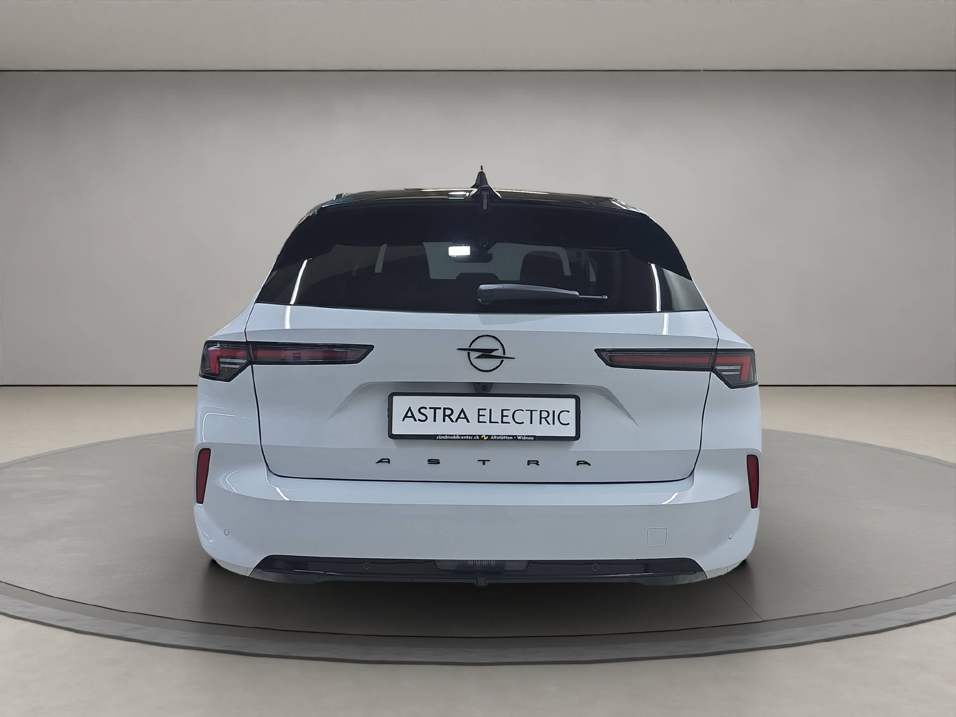 OPEL Astra-e Sports Tourer Ultimate-image-3