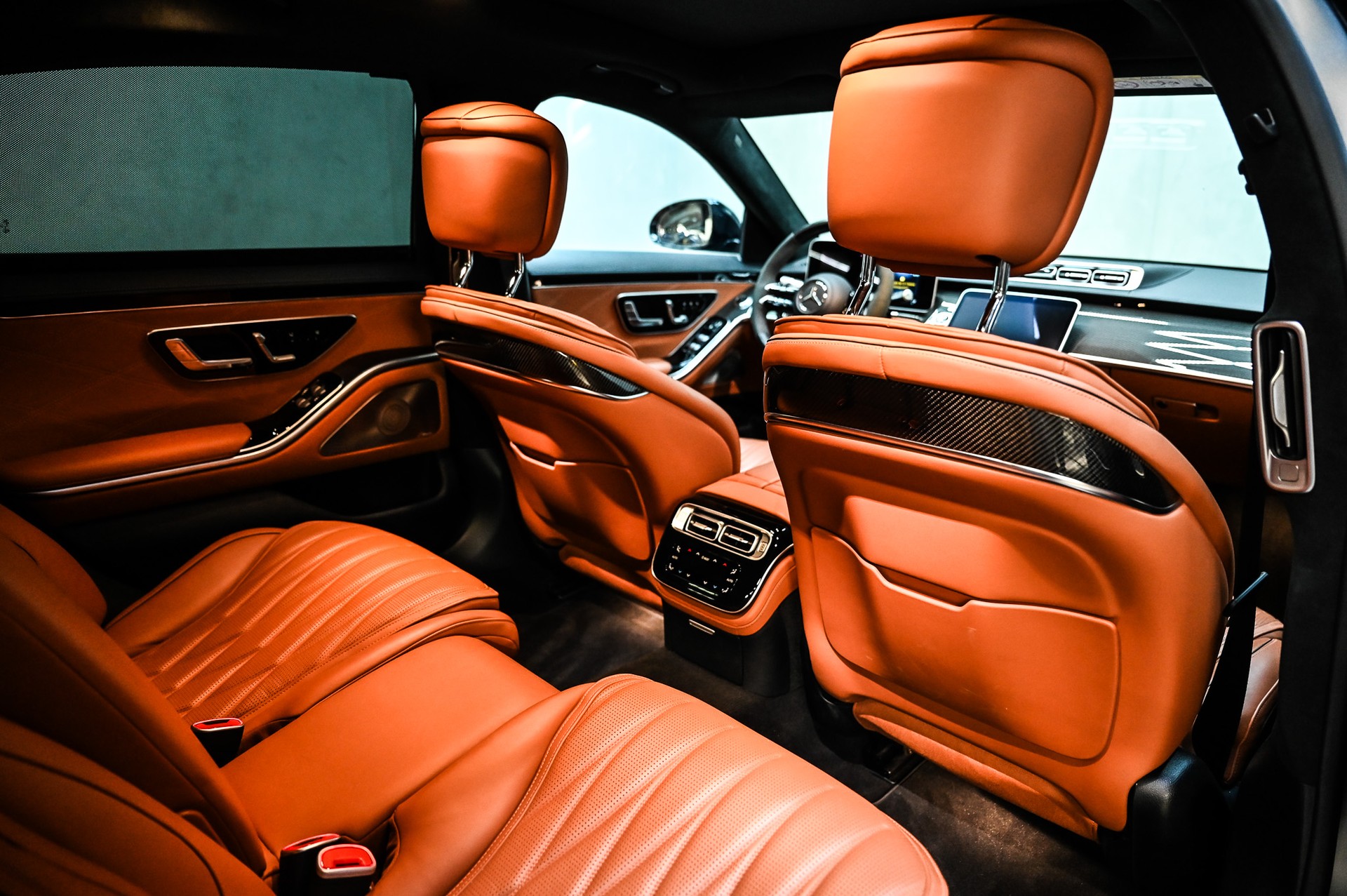 MERCEDES-BENZ S 63 V8 AMG E Performance 4matic+ lang-image-25