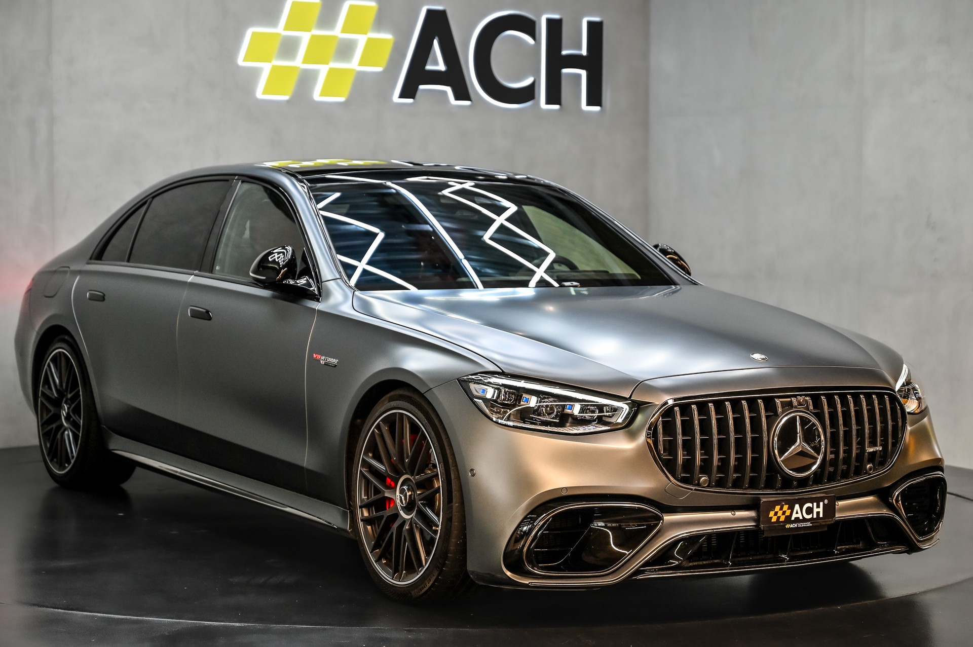 MERCEDES-BENZ S 63 V8 AMG E Performance 4matic+ lang