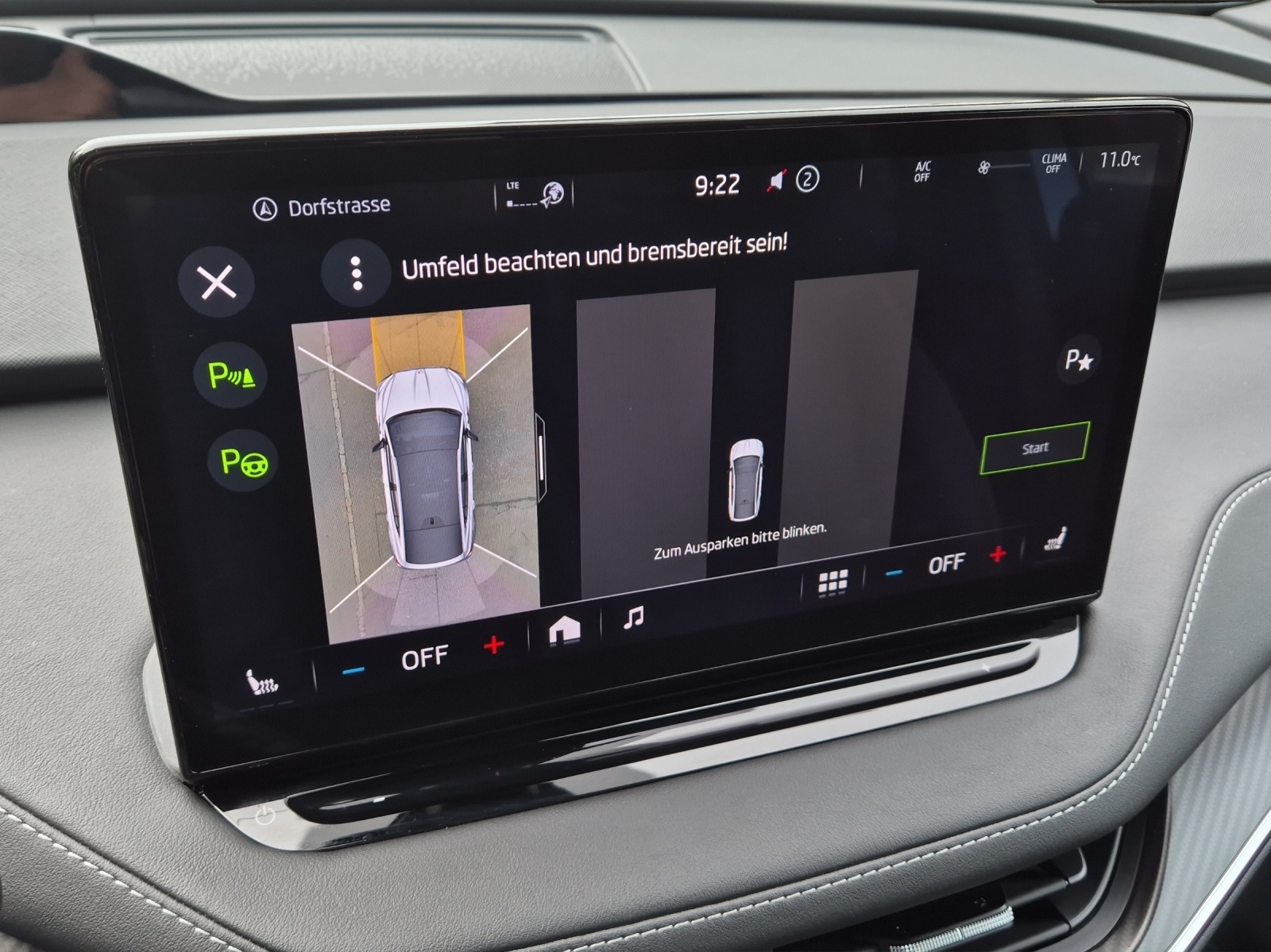 SKODA Enyaq Coupé RS iV 80 4x4*Anhängerkupplung*Head- Up Display*-image-11