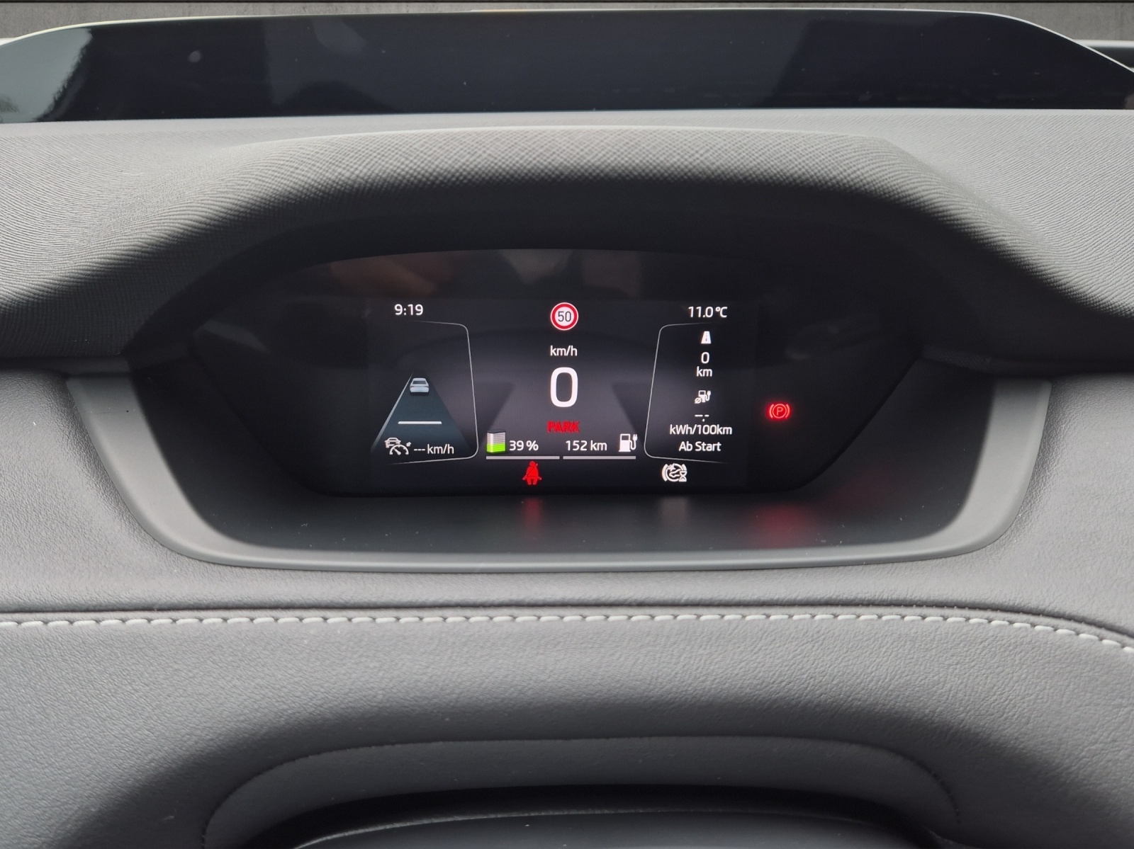 SKODA Enyaq Coupé RS iV 80 4x4*Anhängerkupplung*Head- Up Display*-image-10
