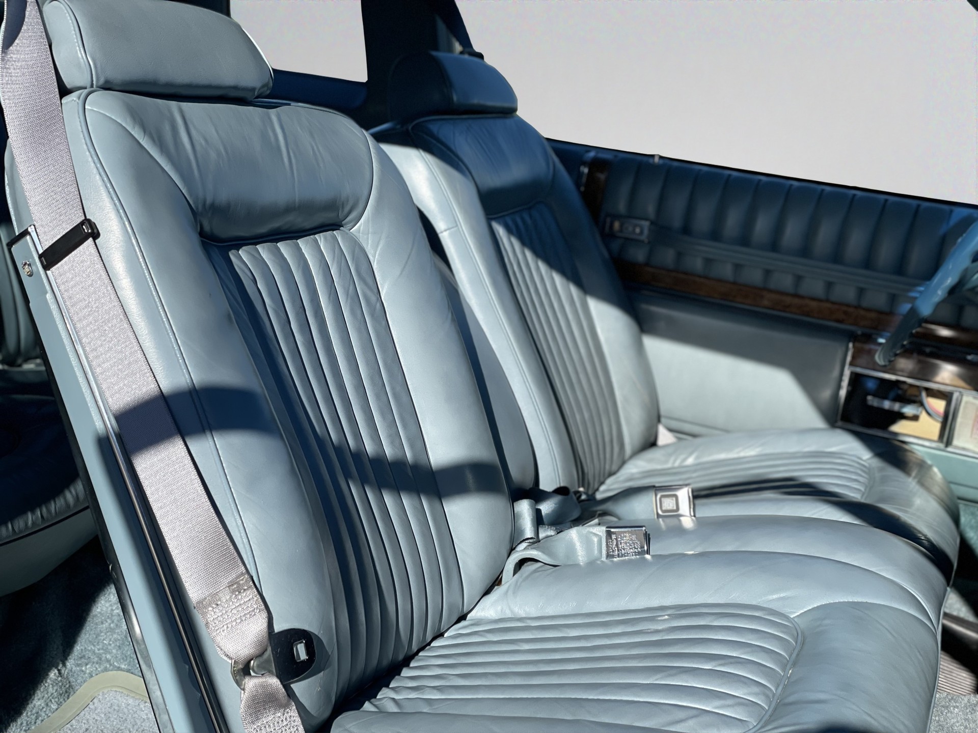CADILLAC DEVILLE-image-6