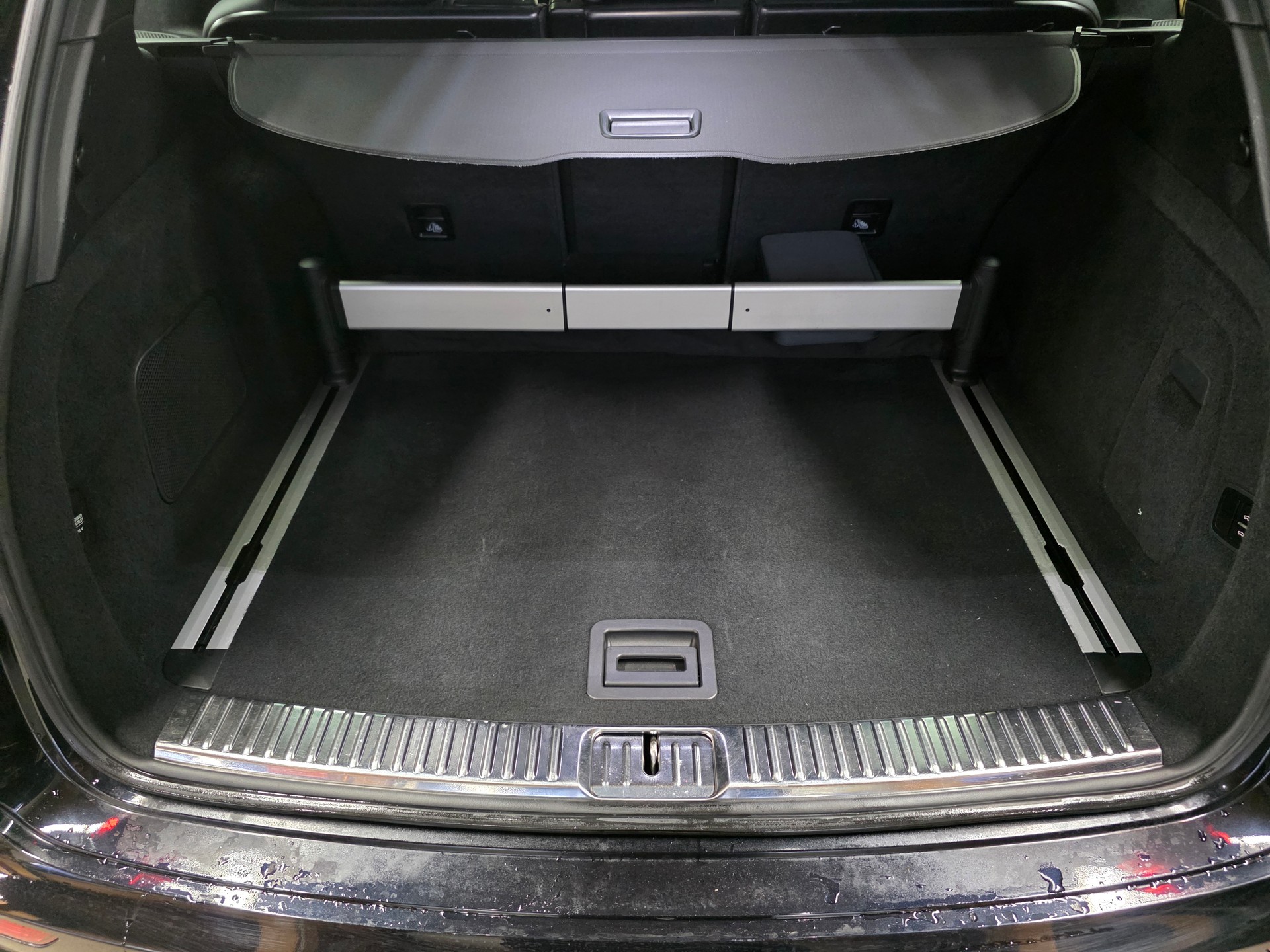 PORSCHE Cayenne Turbo S-image-18