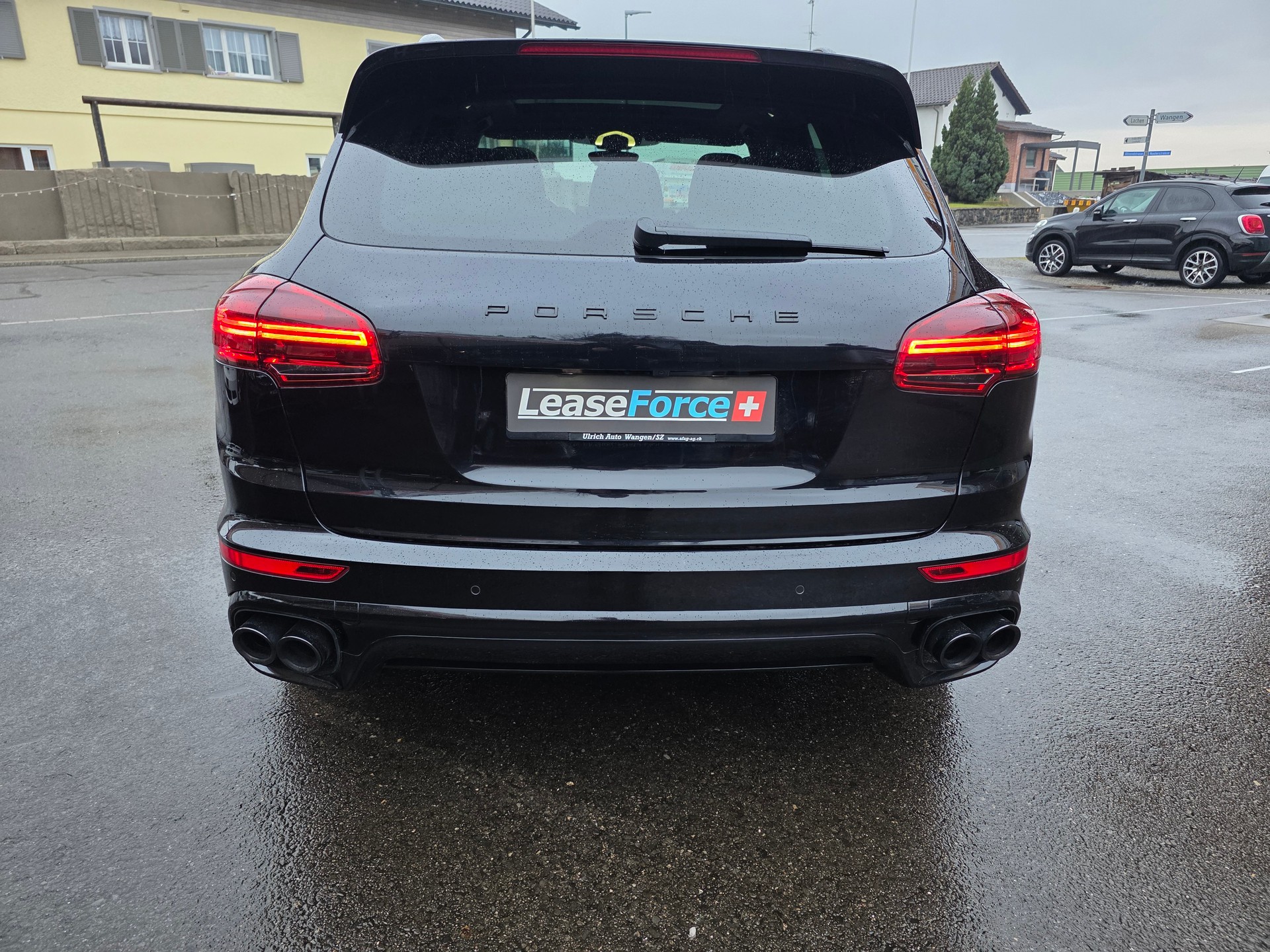 PORSCHE Cayenne Turbo S-image-6