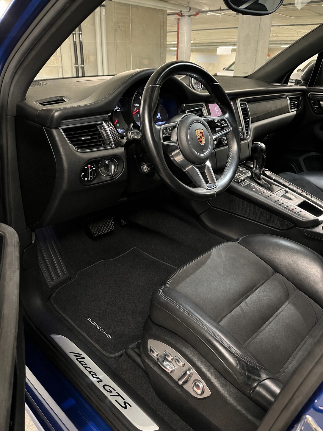 PORSCHE Macan GTS PDK-image-9