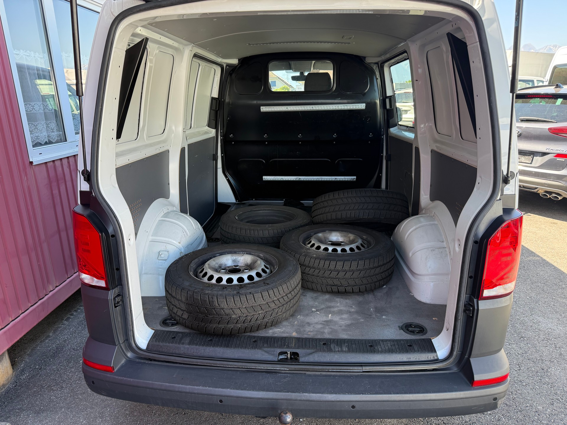 VW T6.1 2.0 TDI 4Motion-image-6