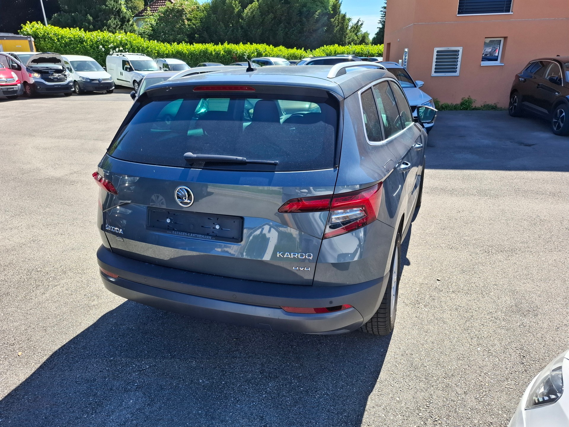 SKODA Karoq 2.0 TDI CR Ambition 4x4 DSG-image-1