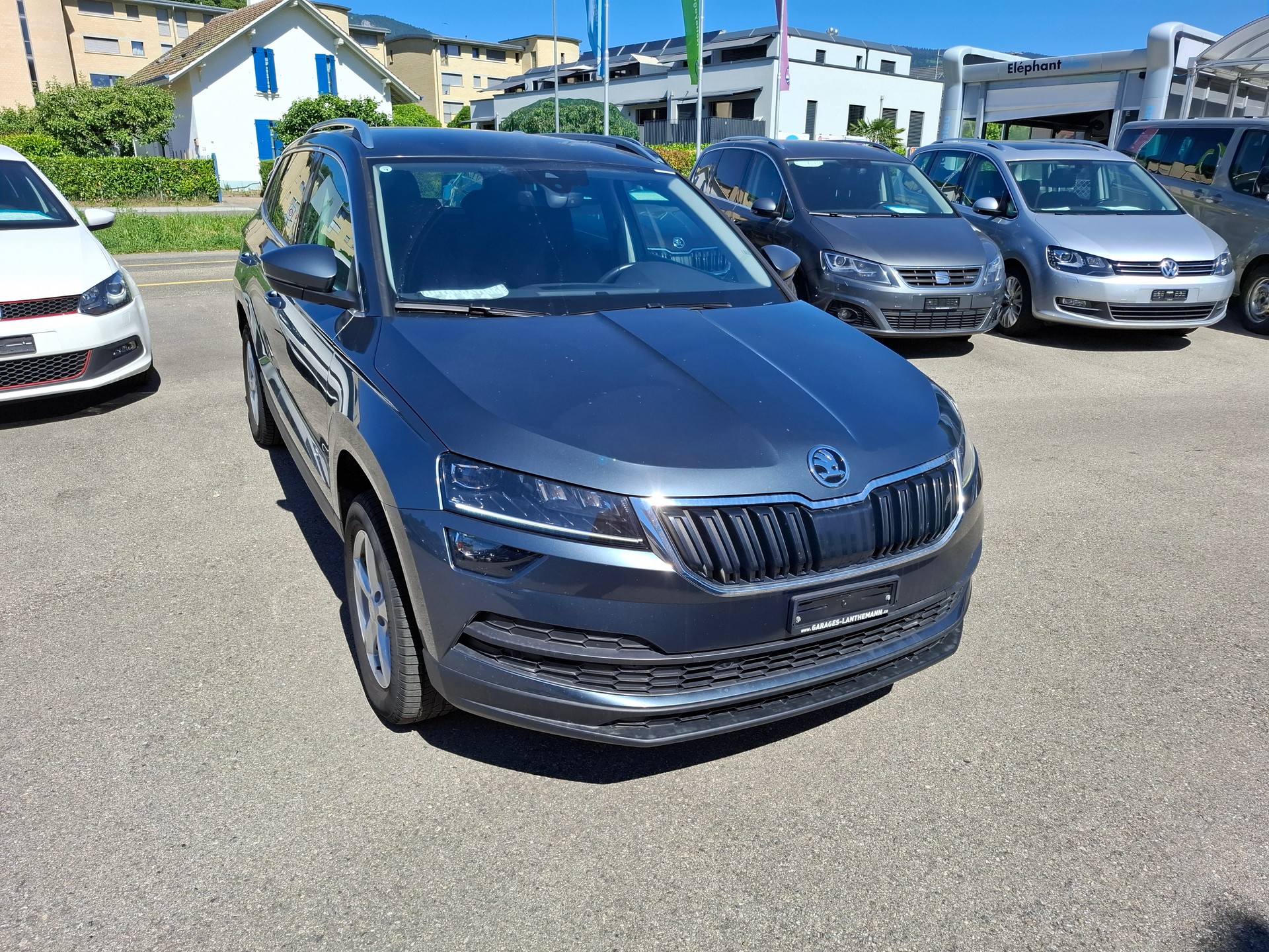 SKODA Karoq 2.0 TDI CR Ambition 4x4 DSG-image-2