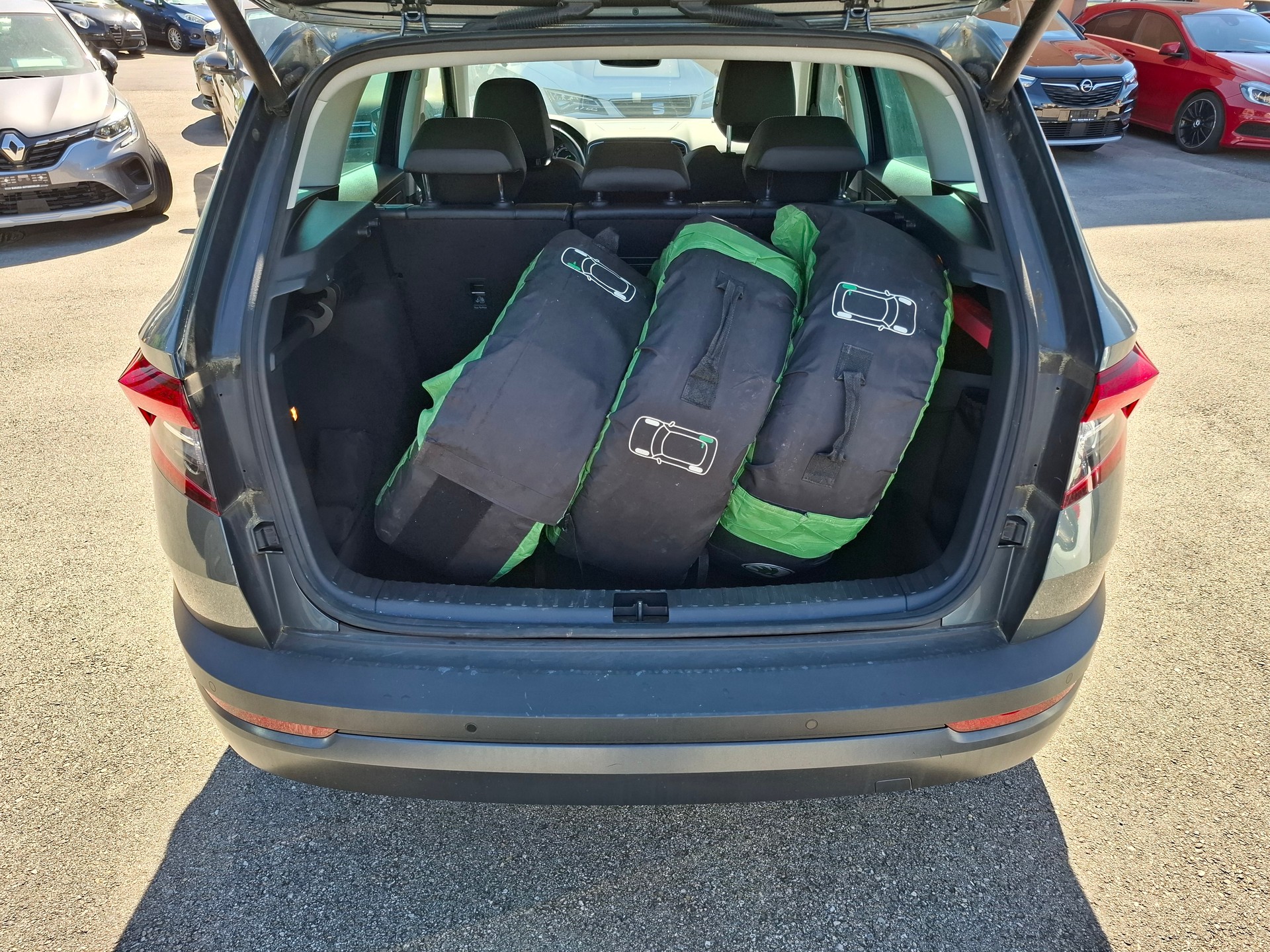 SKODA Karoq 2.0 TDI CR Ambition 4x4 DSG-image-13