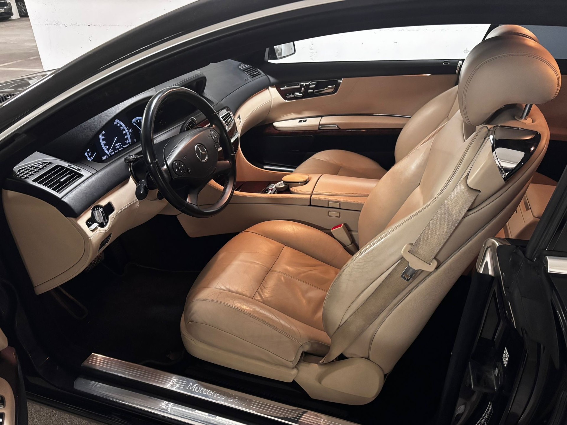 MERCEDES-BENZ CL 500 V8 BlueEffic. 4matic-image-2