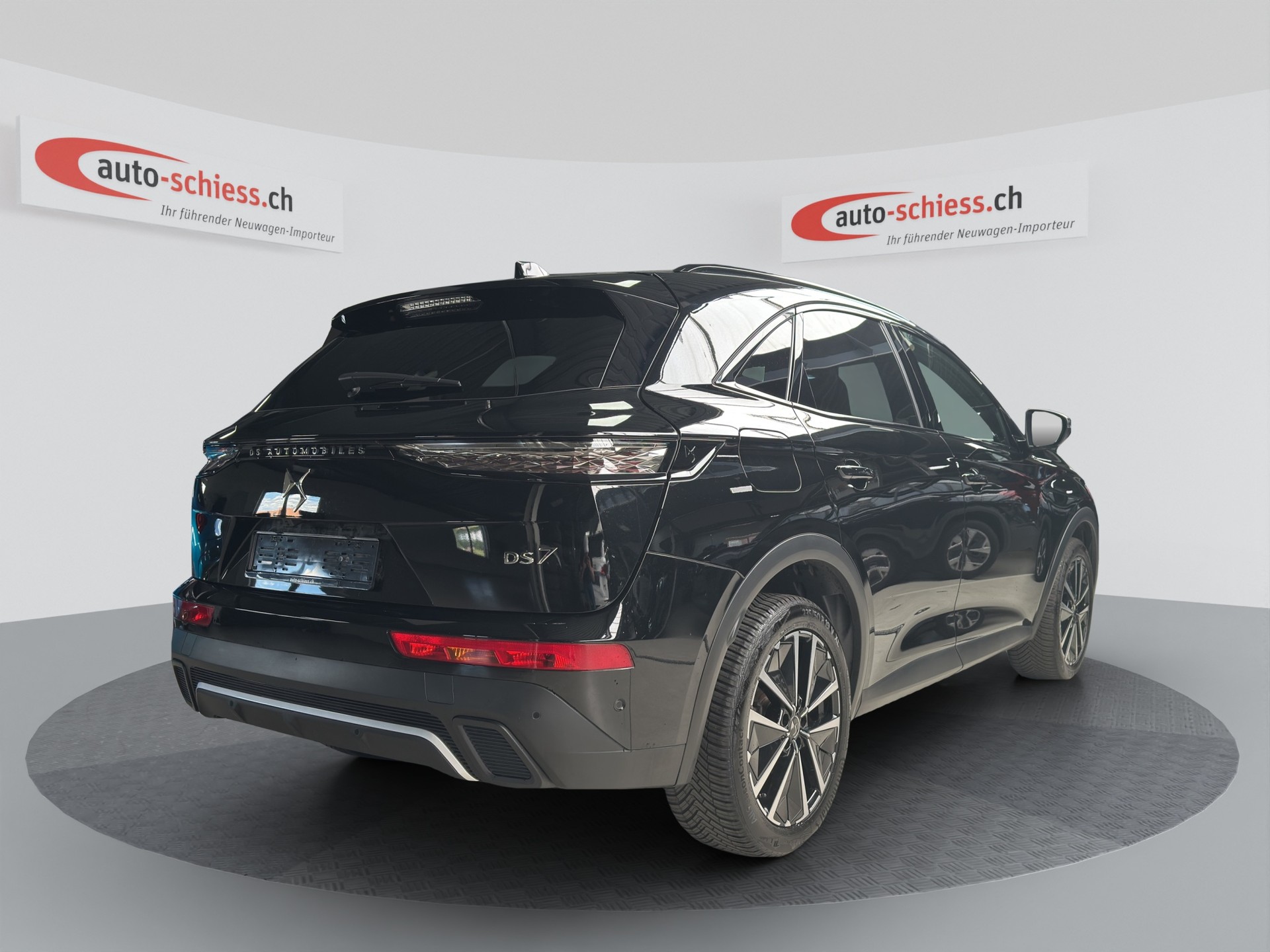 DS AUTOMOBILES DS 7 Crossback 1.5 BlueHDi Rivoli EAT8-image-4