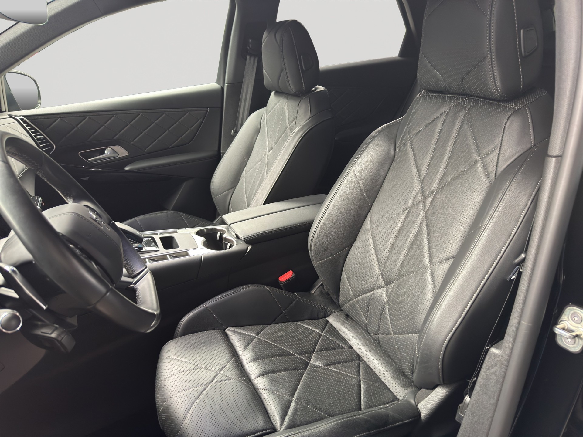 DS AUTOMOBILES DS 7 Crossback 1.5 BlueHDi Rivoli EAT8-image-5