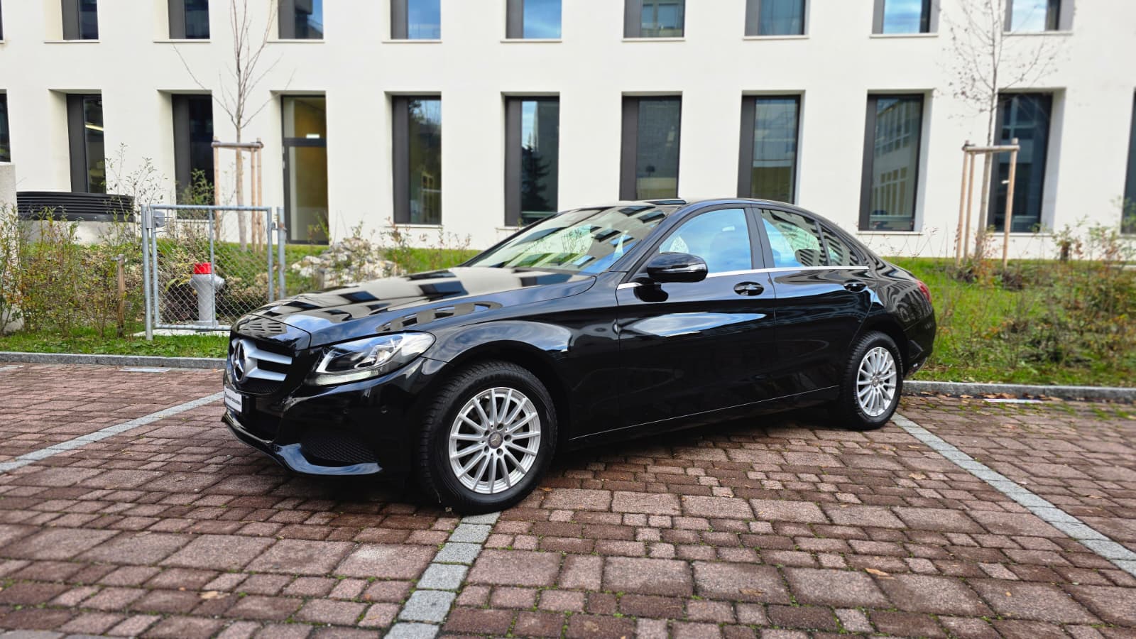 MERCEDES-BENZ C 160 Exclusive/ Top Gepflegt / Sparsam / Burmester Premium-Soundsystem / Frisch ab MFK und Service