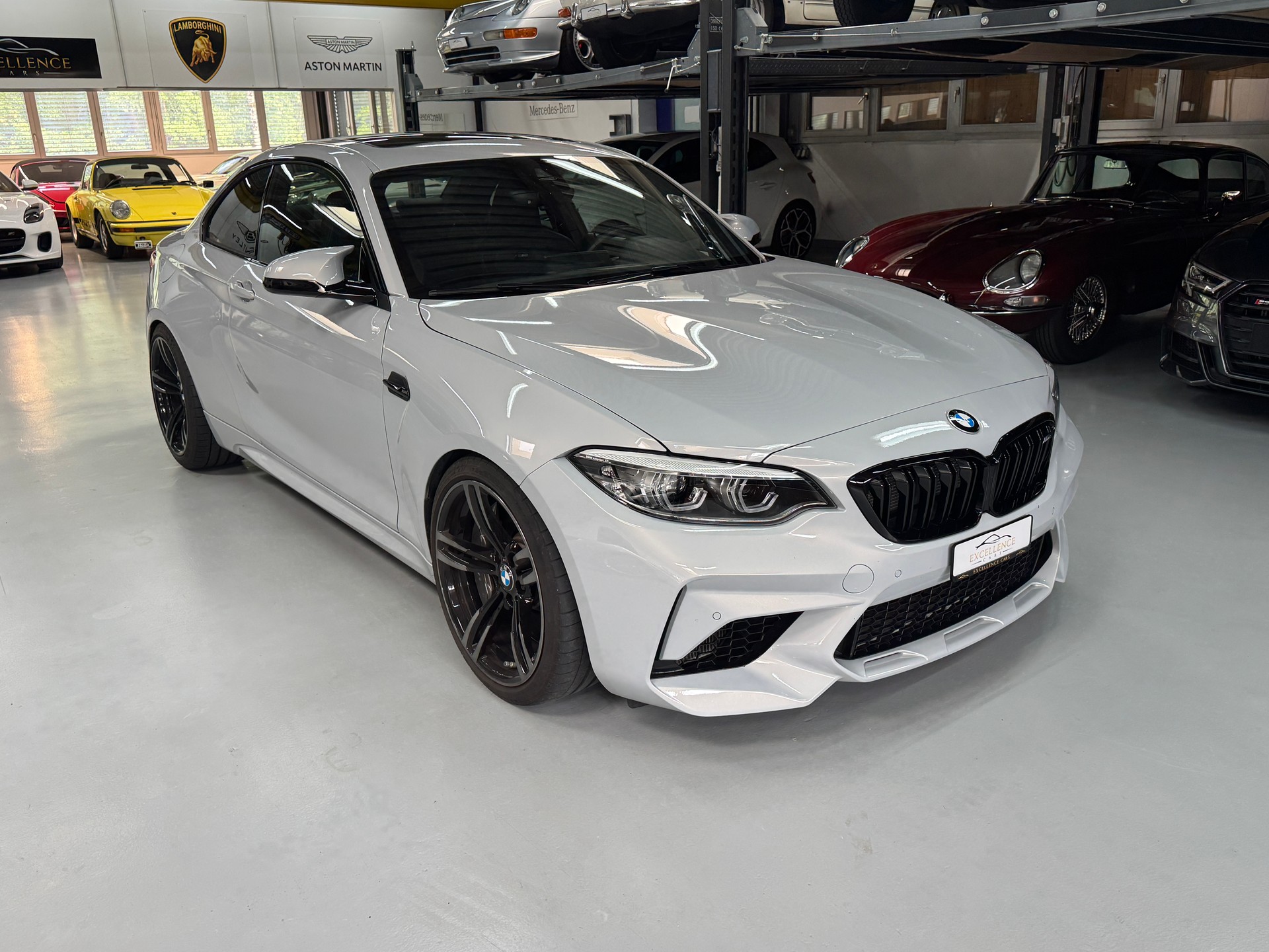 BMW M2 Competition Drivelogic-showroom-element-2
