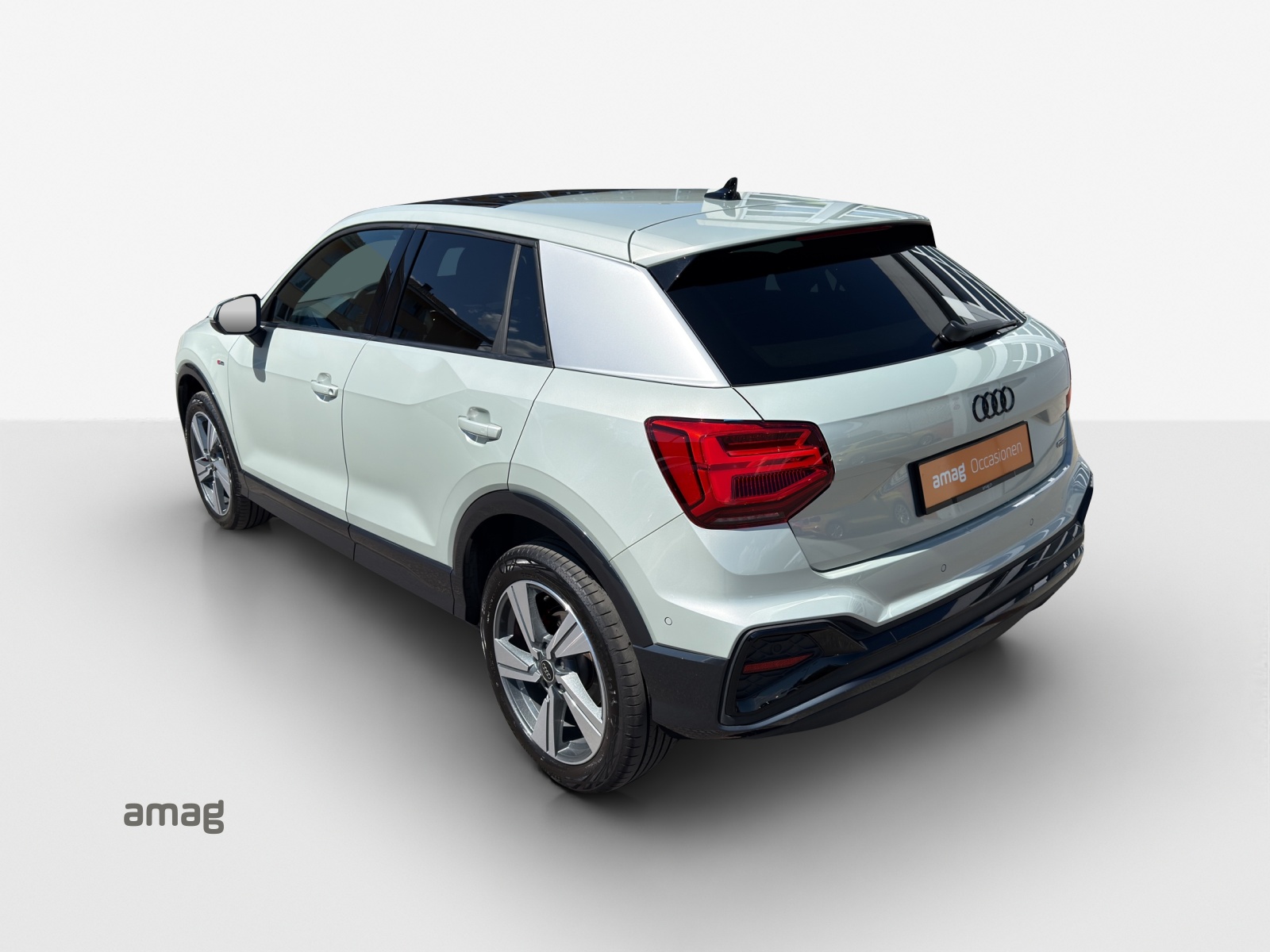 AUDI Q2 40 TFSI S line Attraction quattro S-tronic-showroom-element-2