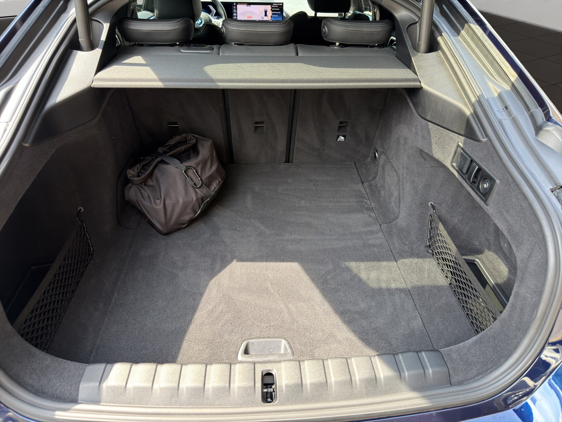 BMW i4 eDrive 40 M Sport Pro-image-20