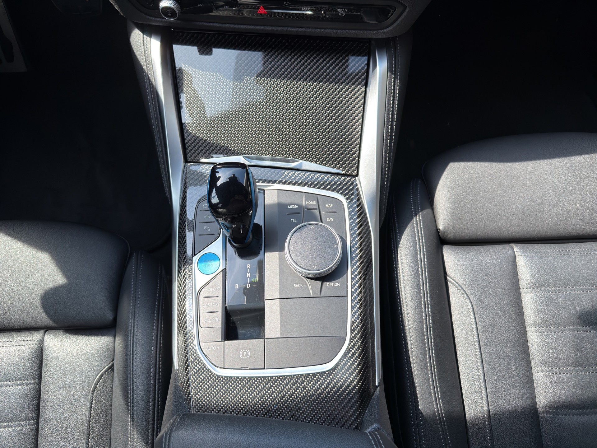 BMW i4 eDrive 40 M Sport Pro-image-17