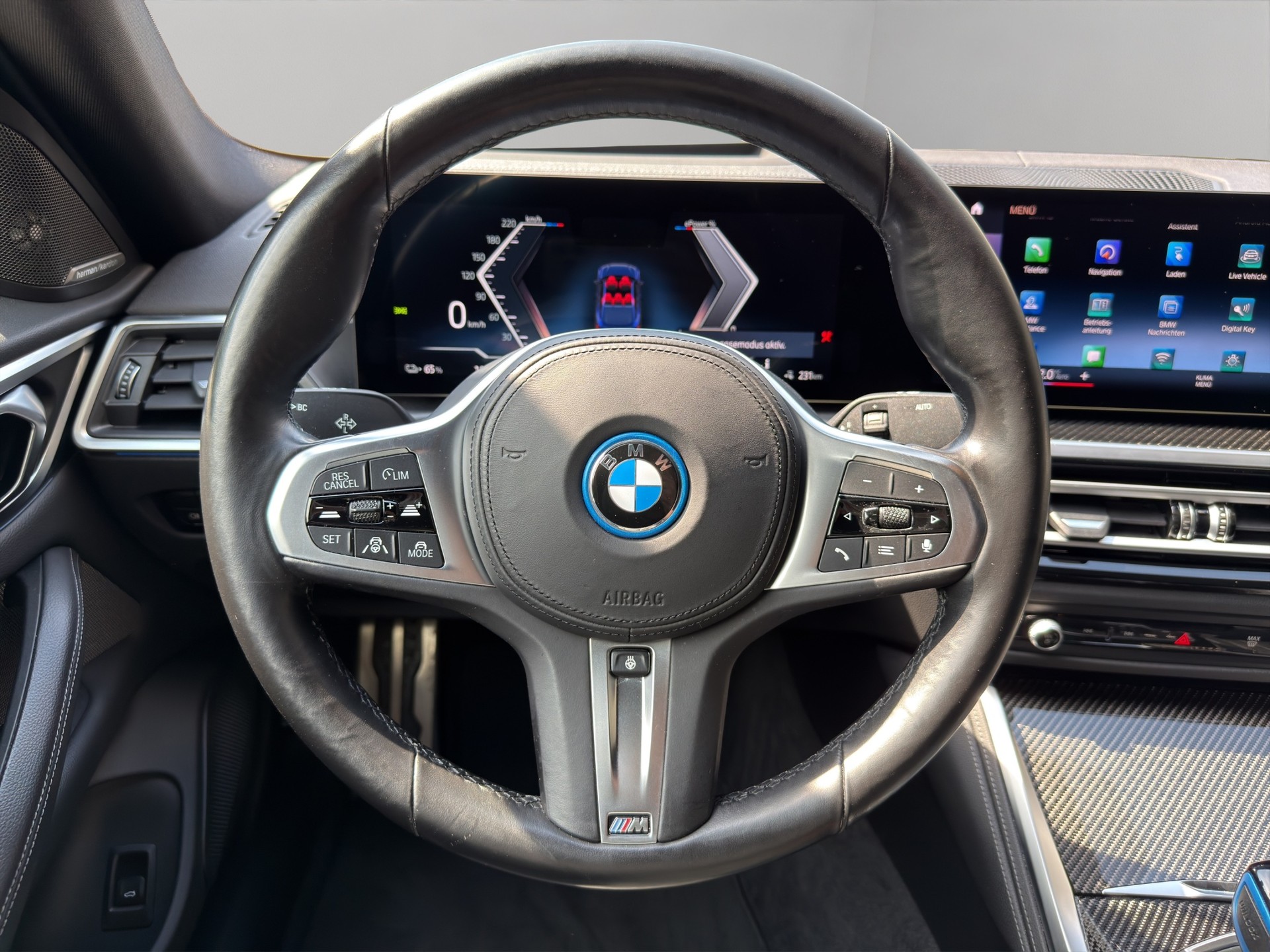 BMW i4 eDrive 40 M Sport Pro-image-14