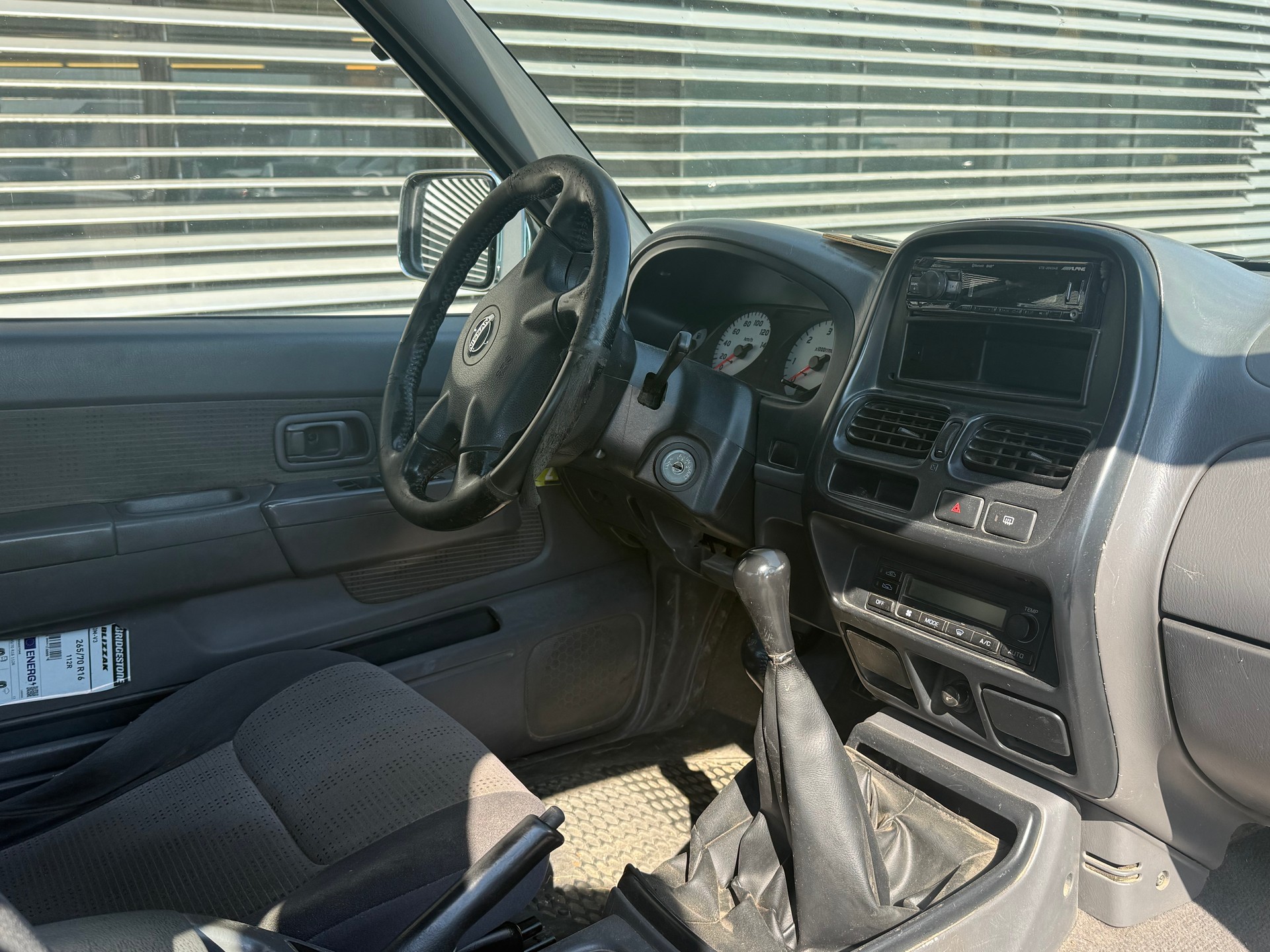 NISSAN Double Cab Navara 2.5 Di 4x4-image-4