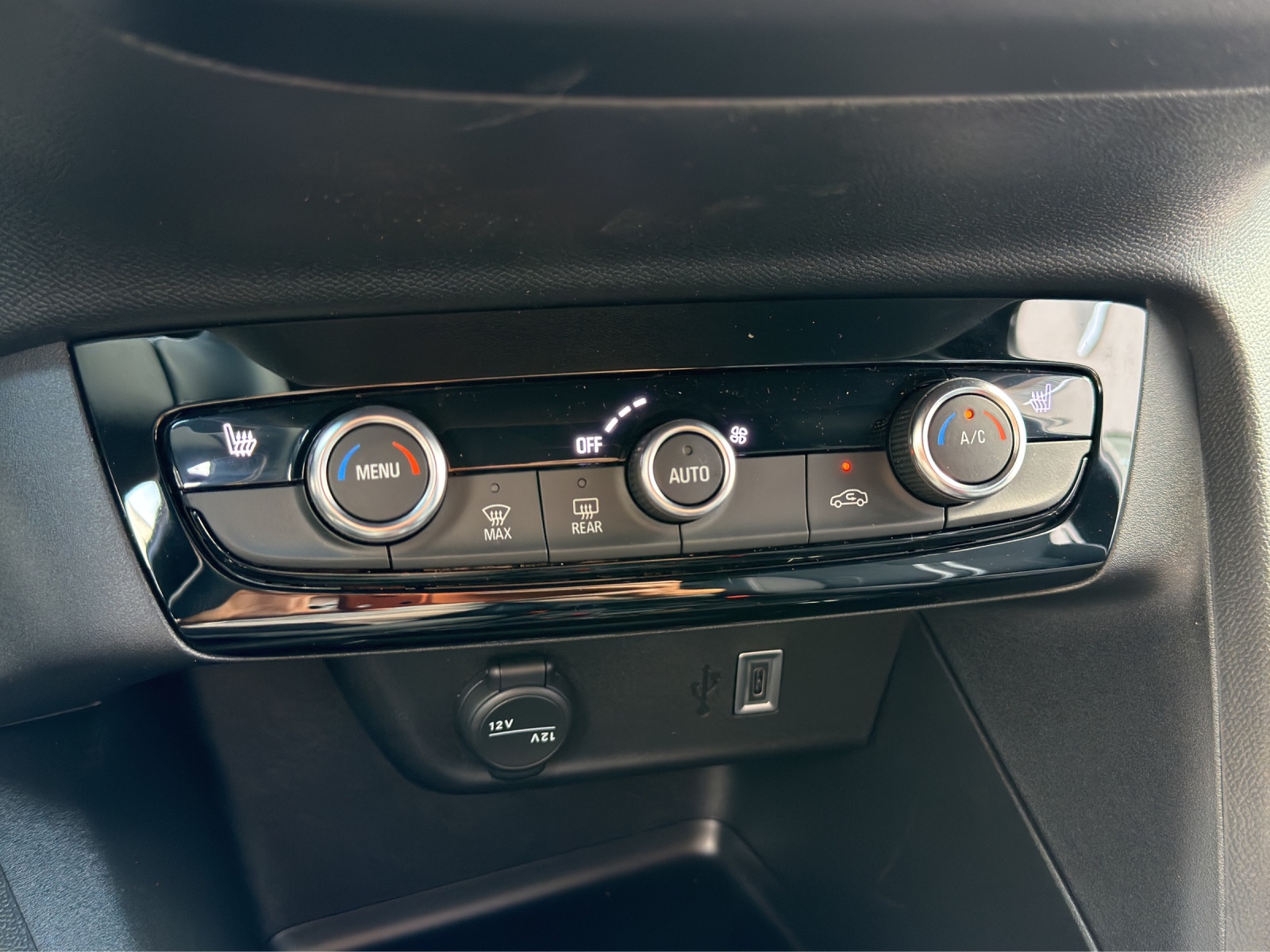 OPEL Corsa e GS - 51kWh-image-14
