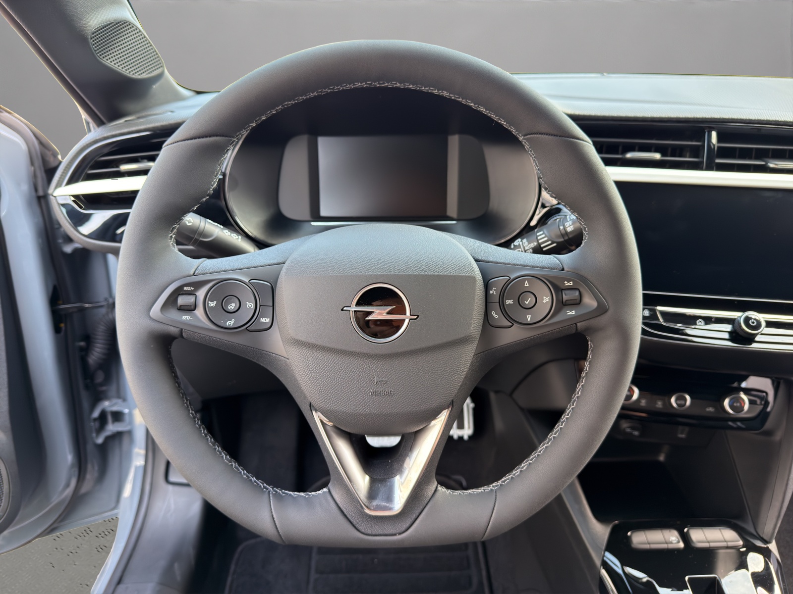 OPEL Corsa e GS - 51kWh-image-10