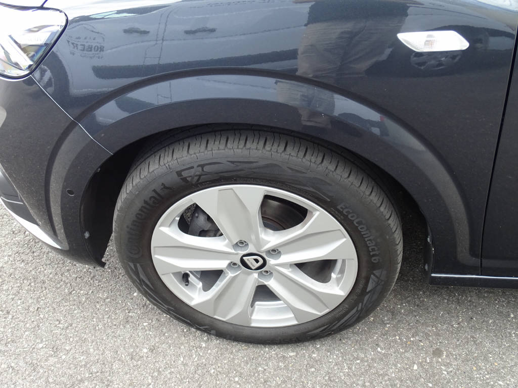 DACIA Sandero 1.0 TCe Comfort-showroom-element-1