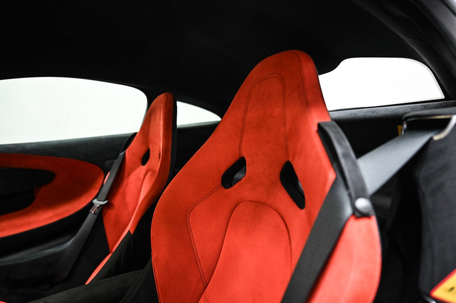 McLAREN 600LT Coupé-image-25