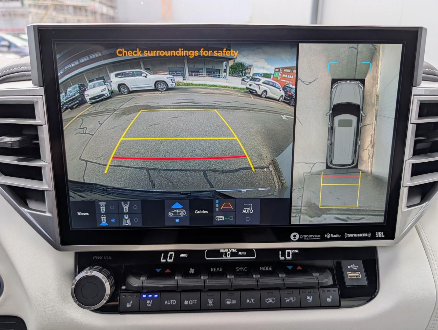 TOYOTA SEQUOIA Capstone Hybrid 4WD-image-5