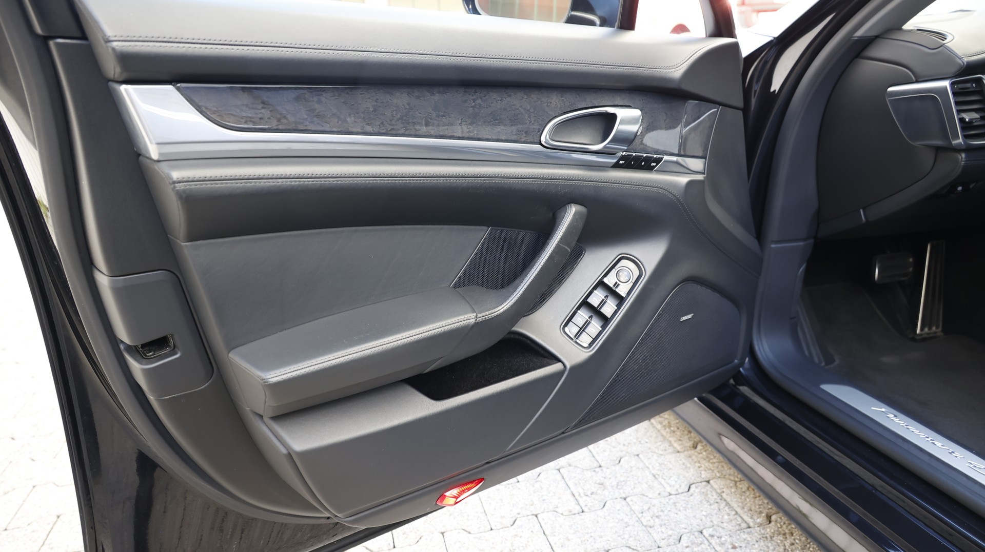PORSCHE Panamera 4S 4.8 PDK-image-13