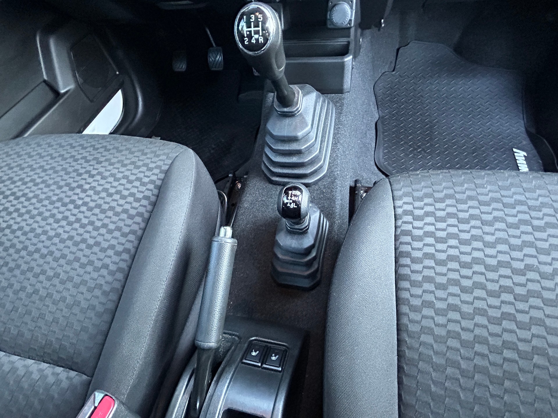 SUZUKI Jimny 1.5 Compact Top 4x4-image-10
