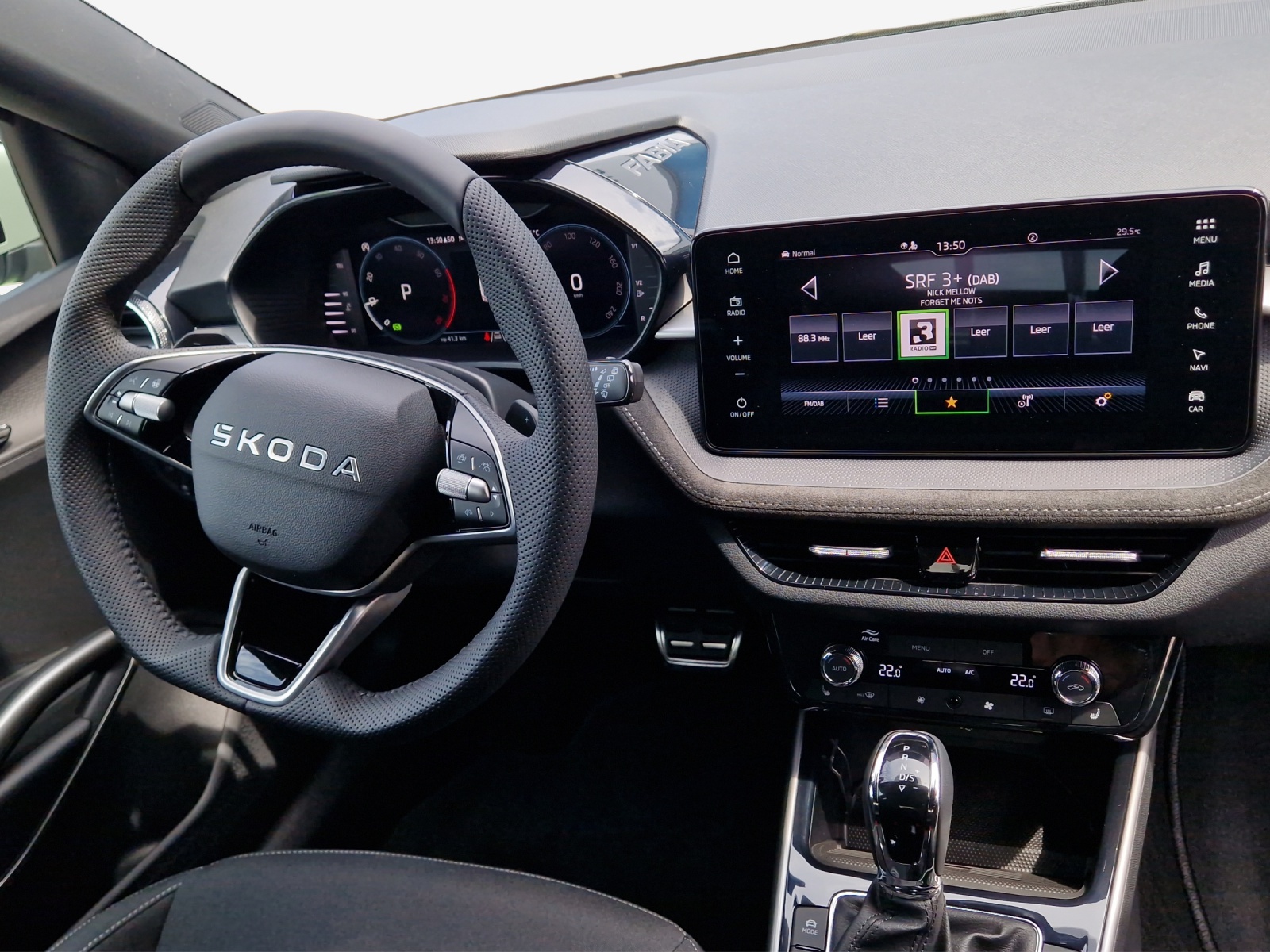 SKODA Fabia 1.0 TSI Dynamic DSG-image-8