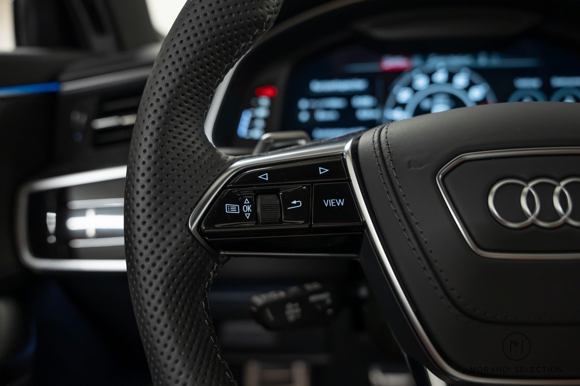 AUDI RS6 Avant 4.0 V8 TFSI performance quattro T-Tronic-image-29