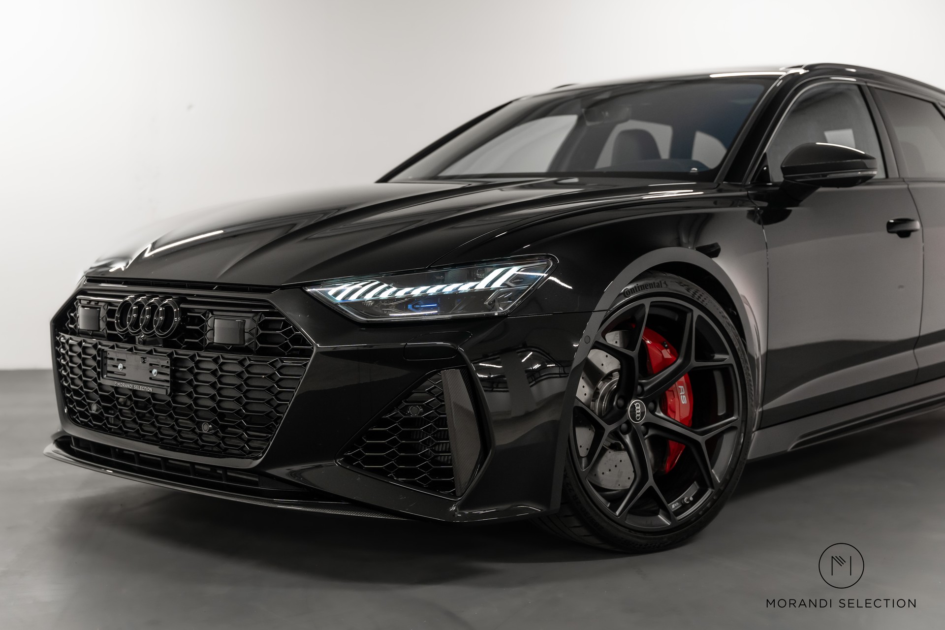 AUDI RS6 Avant 4.0 V8 TFSI performance quattro T-Tronic-showroom-element-3