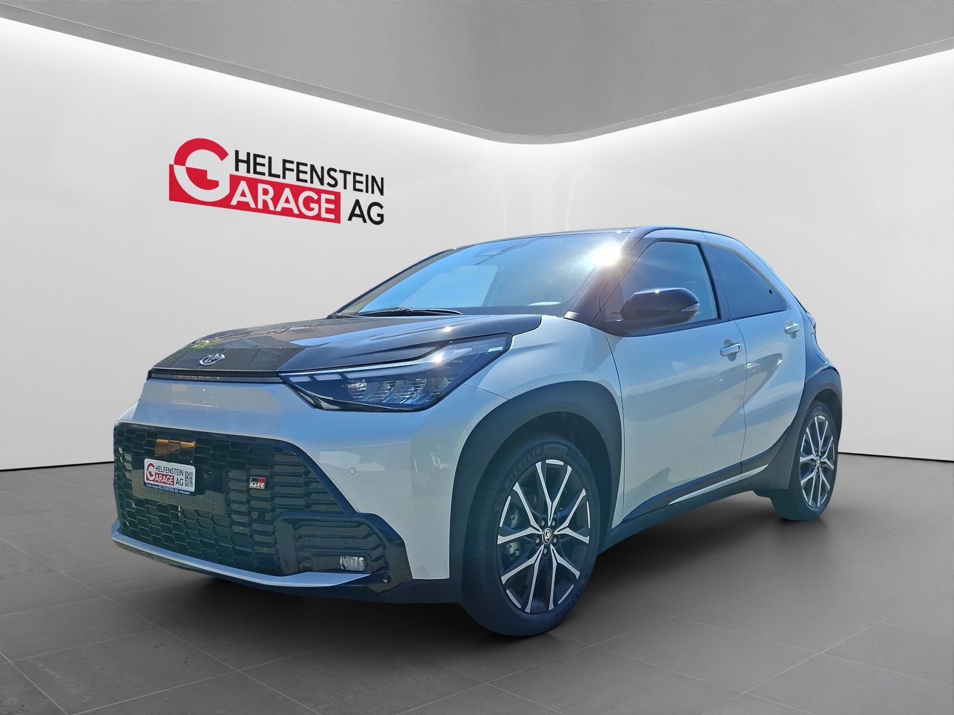 TOYOTA Aygo X 1.5 VVT-i HSD GR Sport
