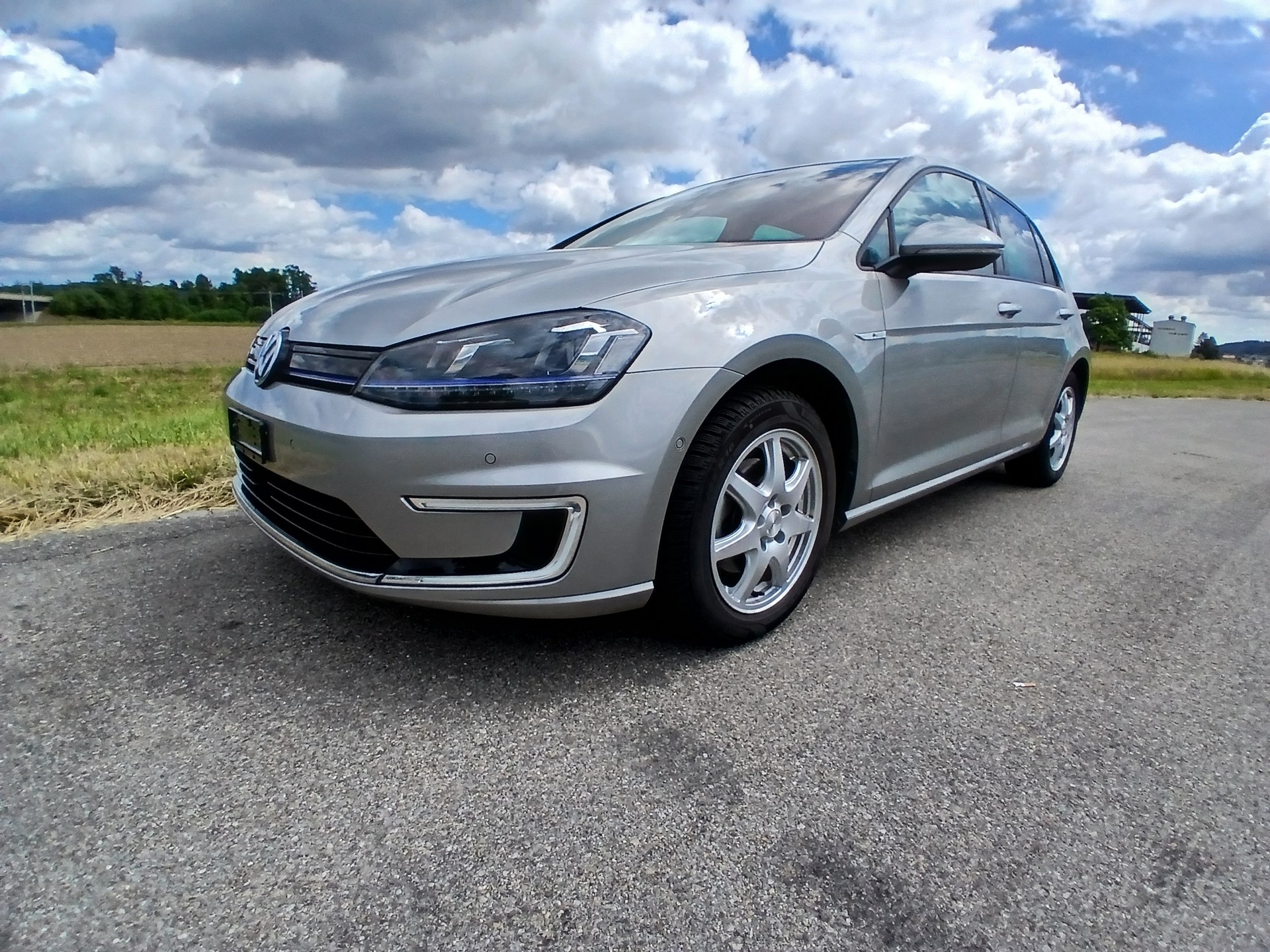 VW e-Golf Voll-Elektro mit CCS-Laden Batterie-Garantie bis 07/2027