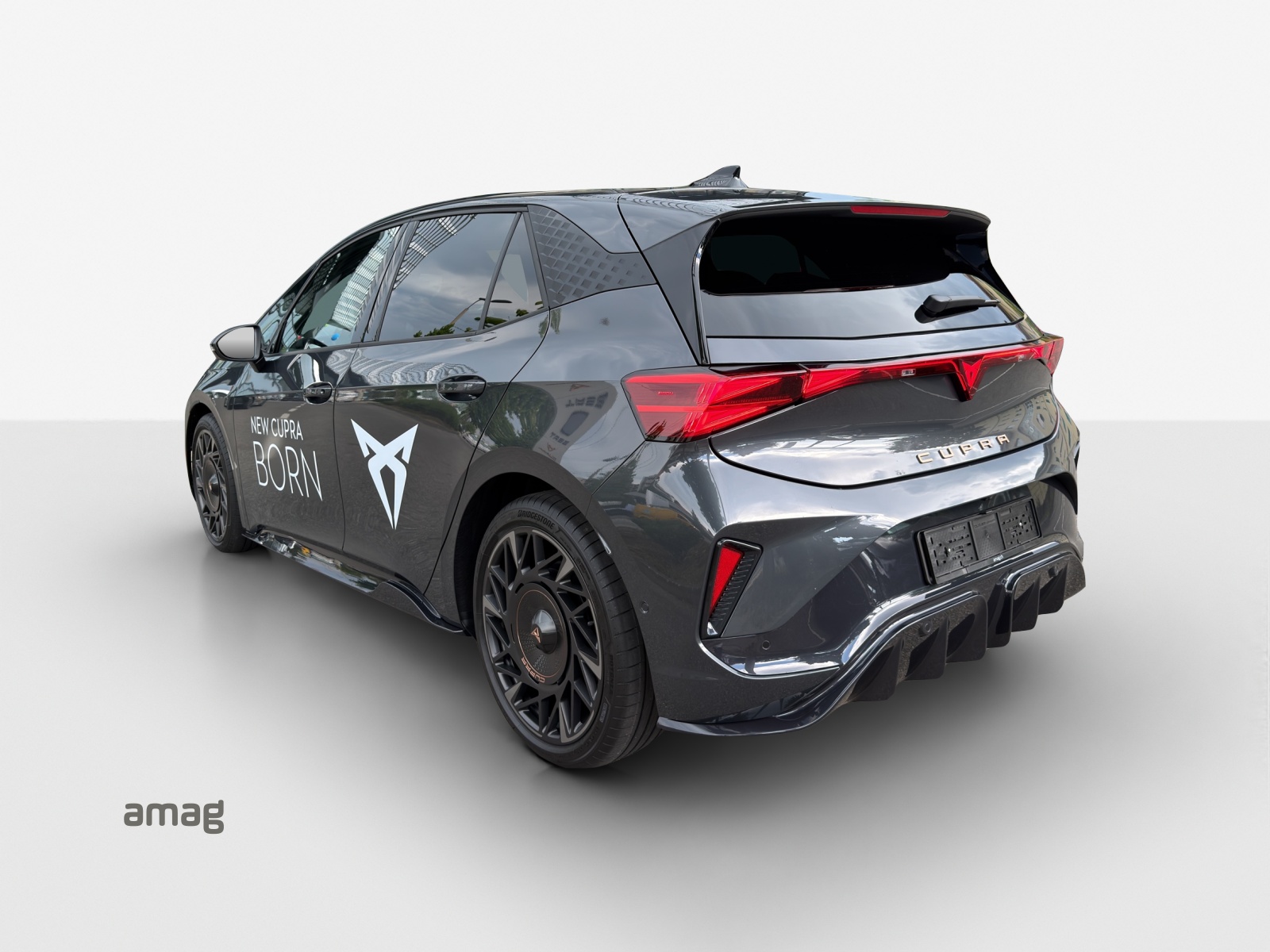 CUPRA Born 79 kWh Prime-showroom-element-2