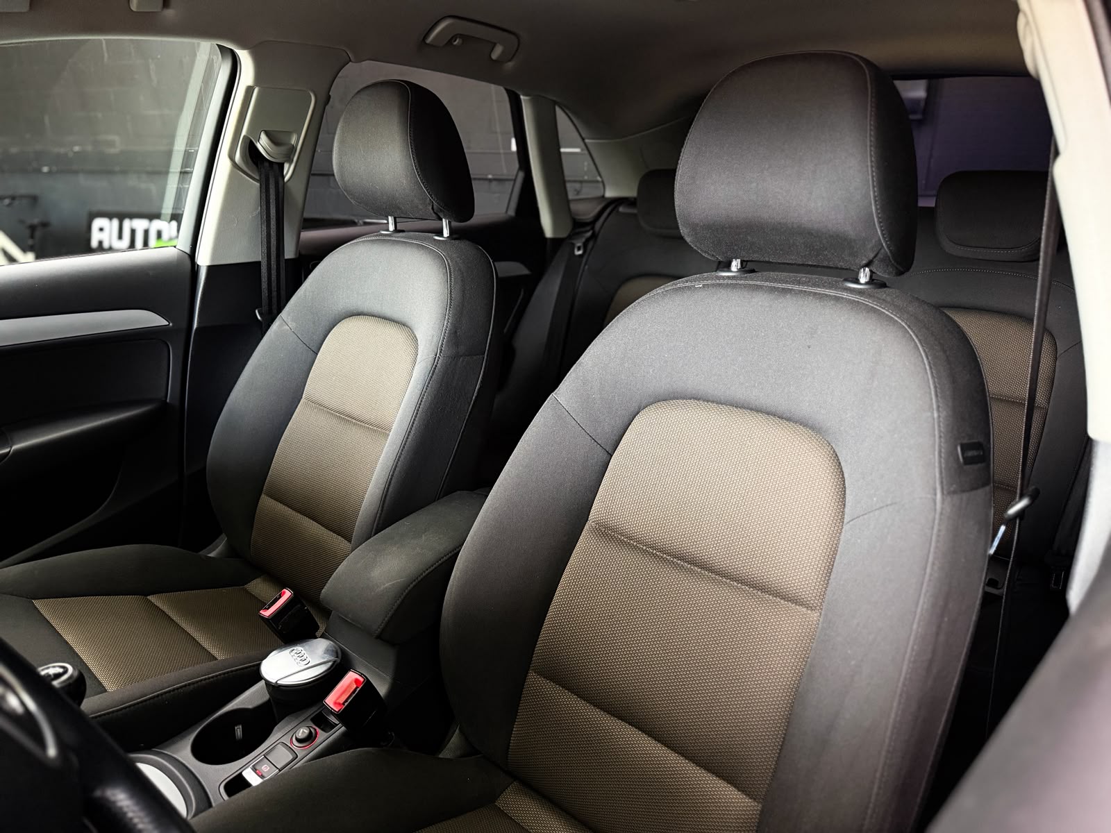 AUDI Q3 1.4 TFSI ultra sport-image-18