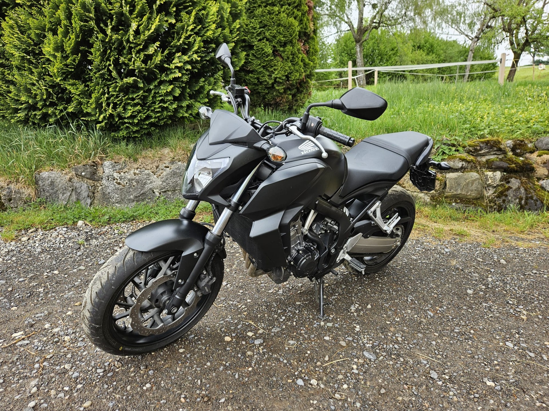 HONDA CB 650 F ABS-image-1