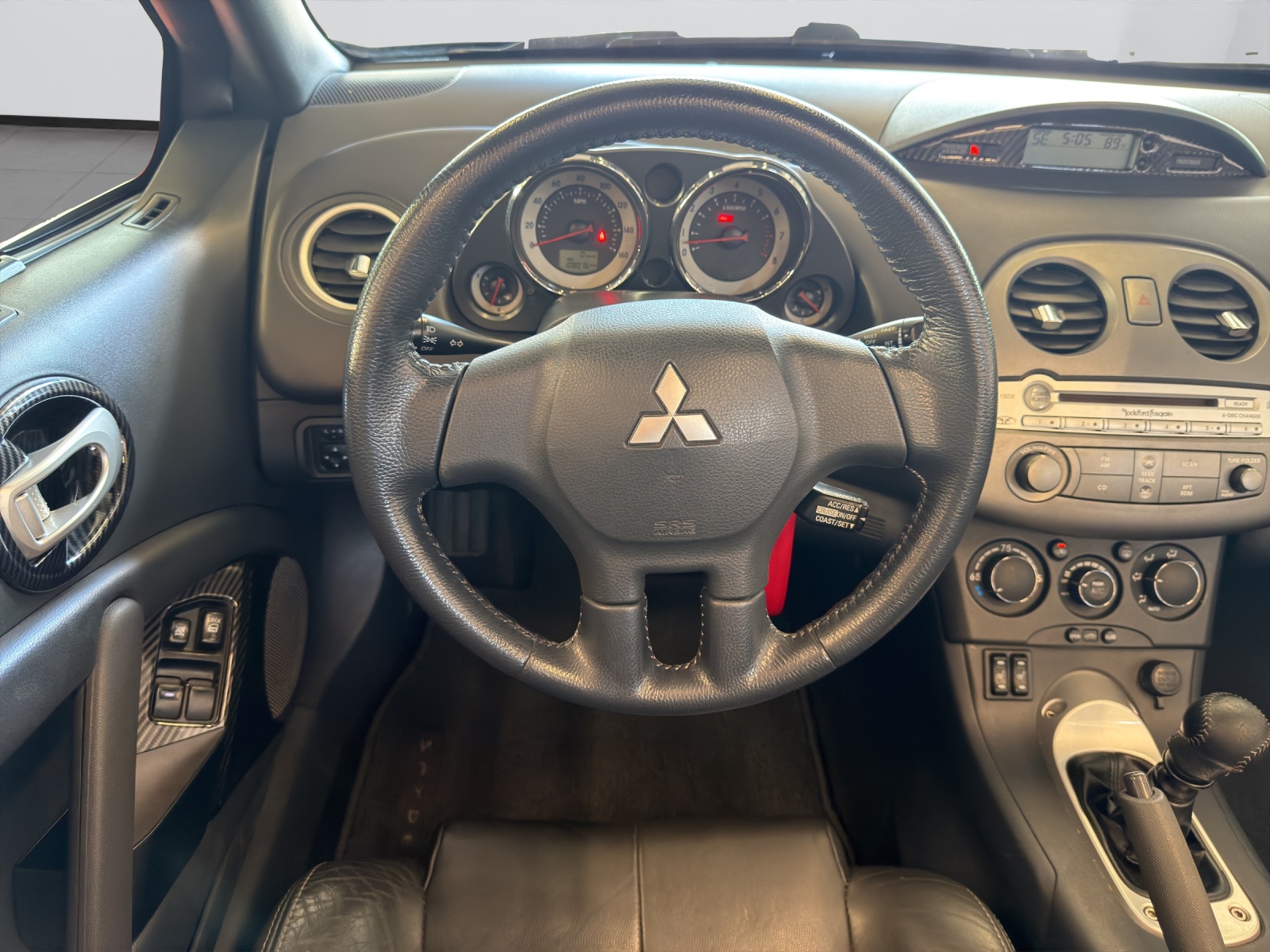 MITSUBISHI Spyder GT-image-13
